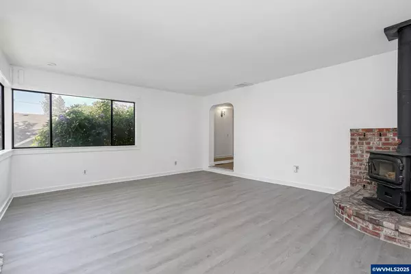 Salem, OR 97302,3070 Troth Ct SE SE