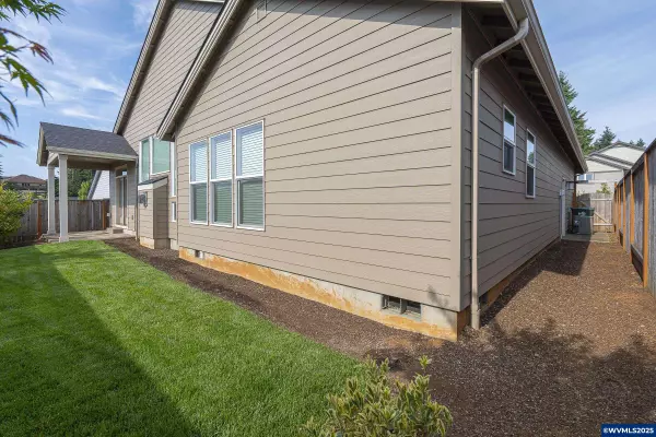 Salem, OR 97306,5690 Horizon View St SE SE