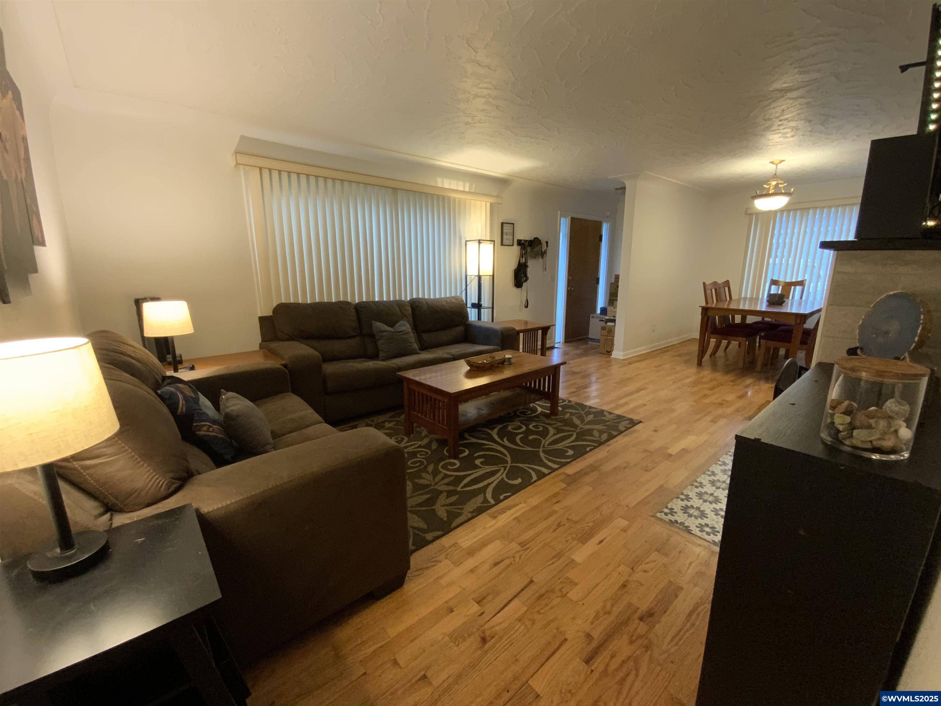 Salem, OR 97301,3355 Hadley NE St