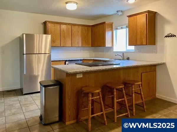 Lebanon, OR 97355,515 Angelee Ct