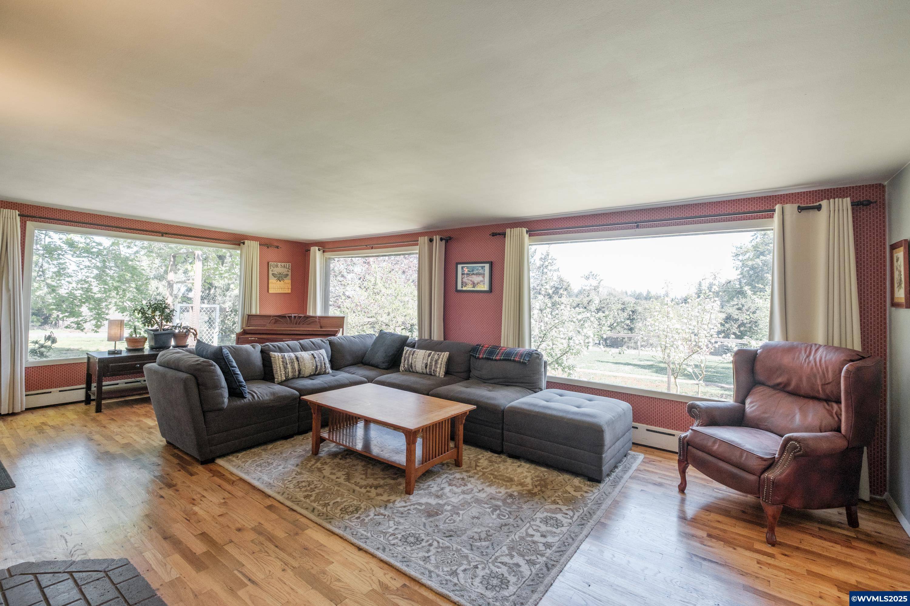 Salem, OR 97317,3062 Wiltsey St SE SE