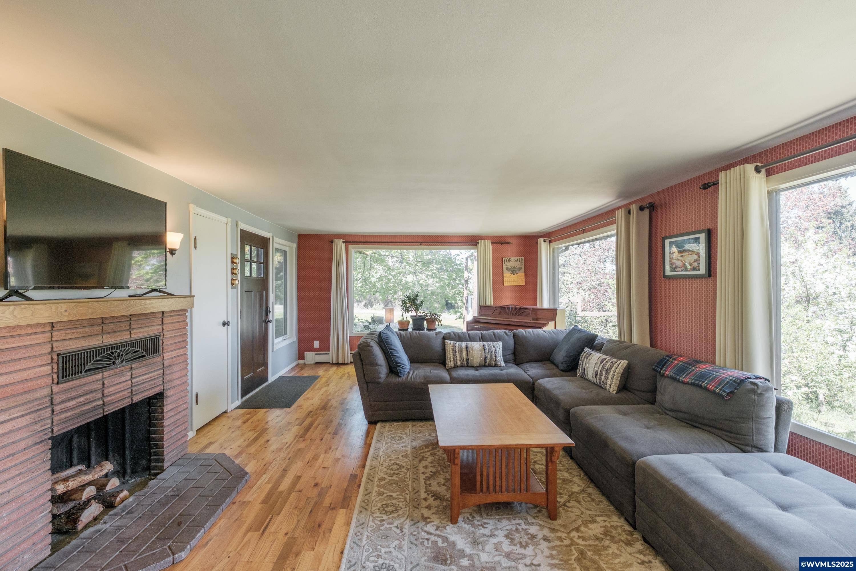 Salem, OR 97317,3062 Wiltsey St SE SE