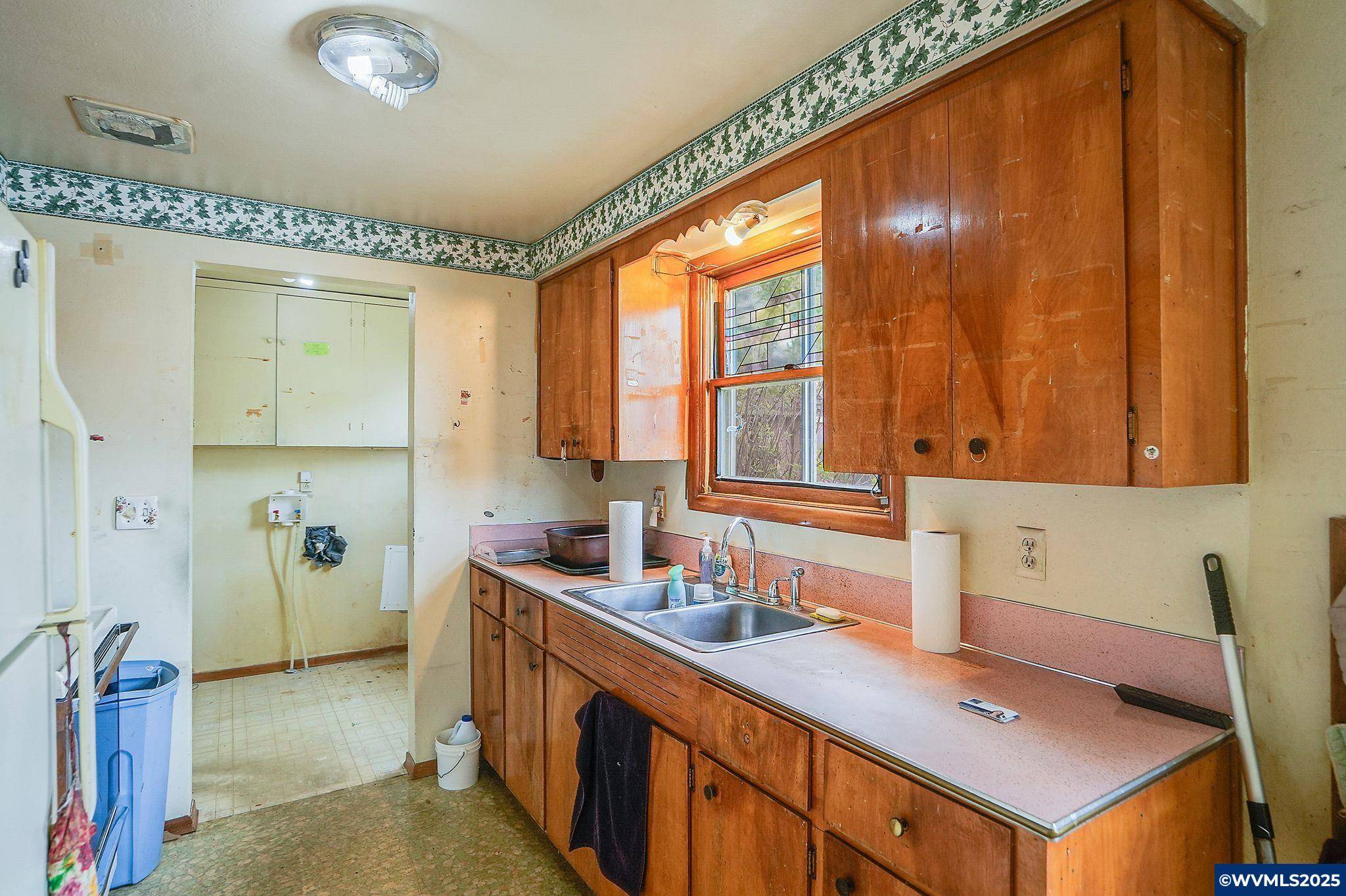 Salem, OR 97302,635 Missouri Av S S