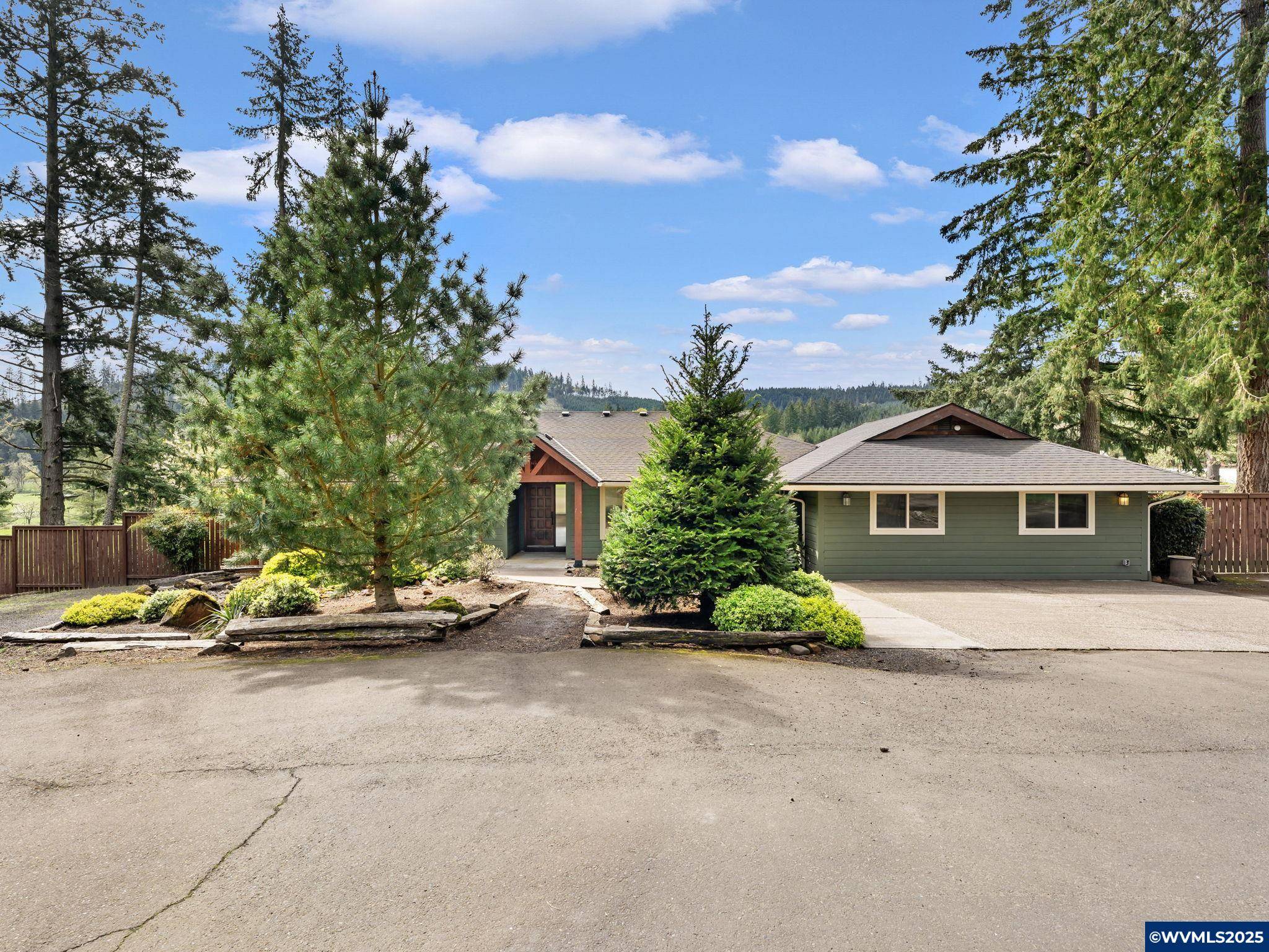 Corvallis, OR 97330,39027 Trillium Ln