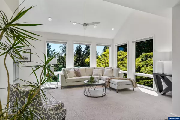 Corvallis, OR 97330,6815 Concord Dr