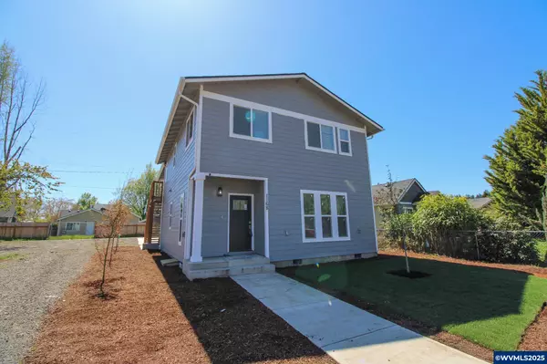 1168 8th (-1168A) St NW NW, Salem, OR 97304