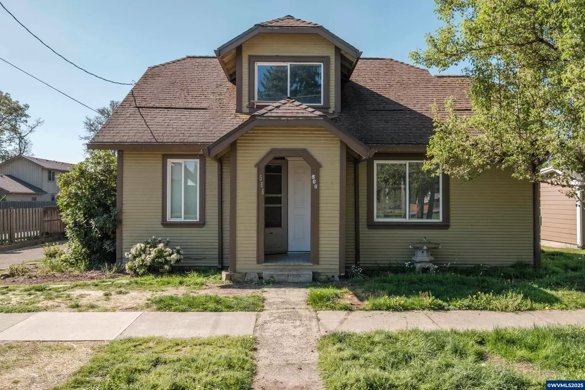 Stayton, OR 97383,566 Ida St