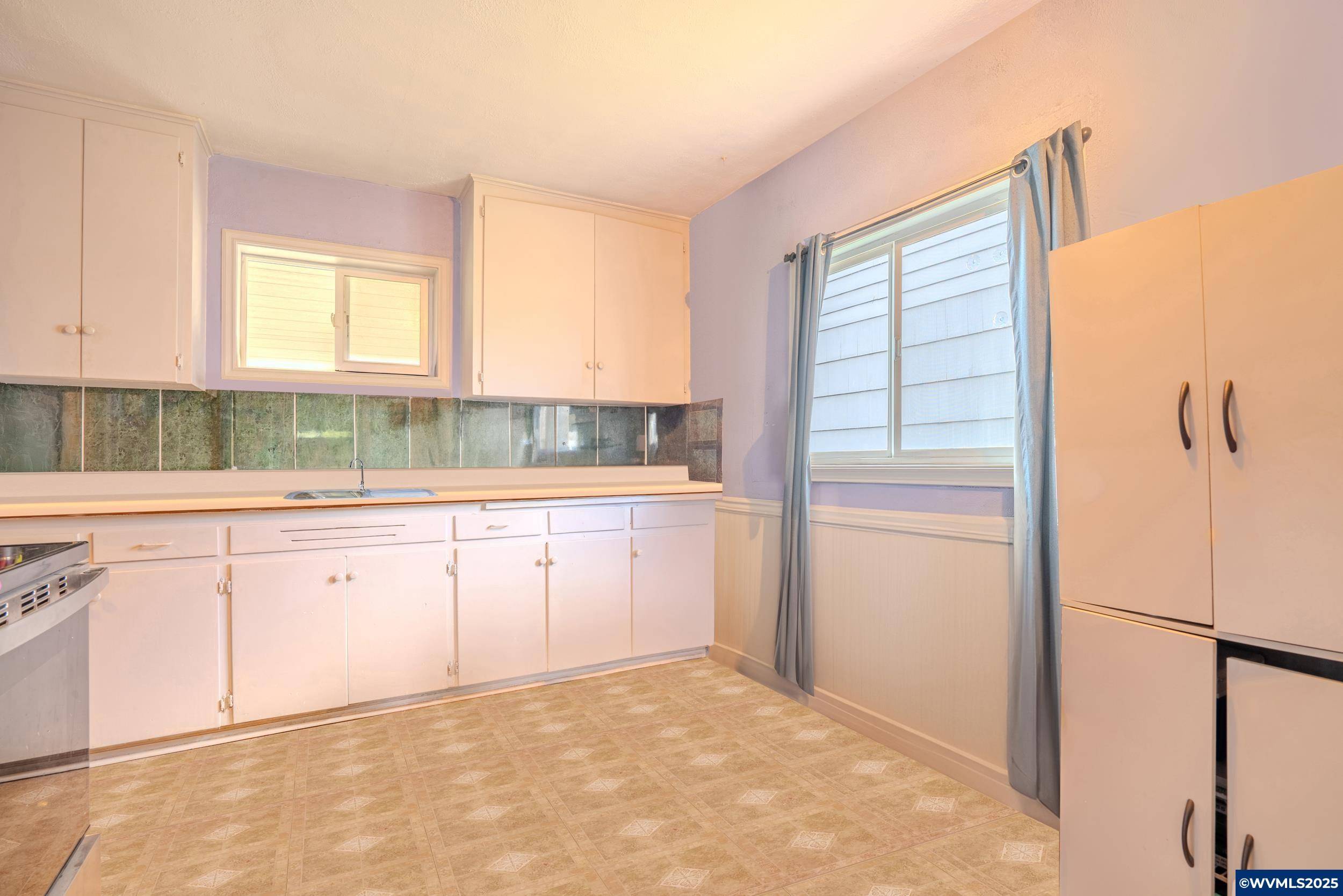 Lebanon, OR 97355,72 Cedar St