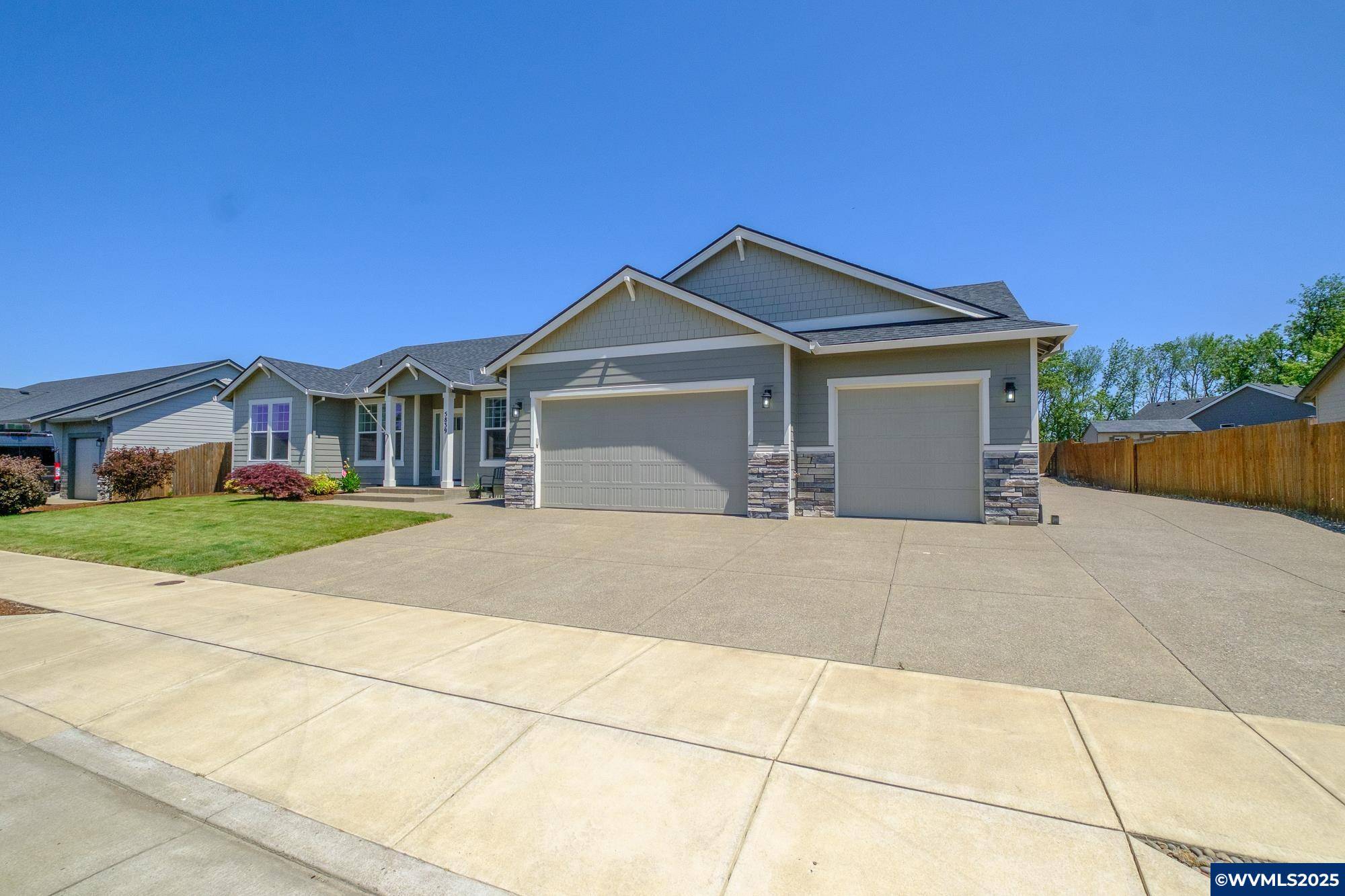 Albany, OR 97321,5839 Tuscan Lp NE NE