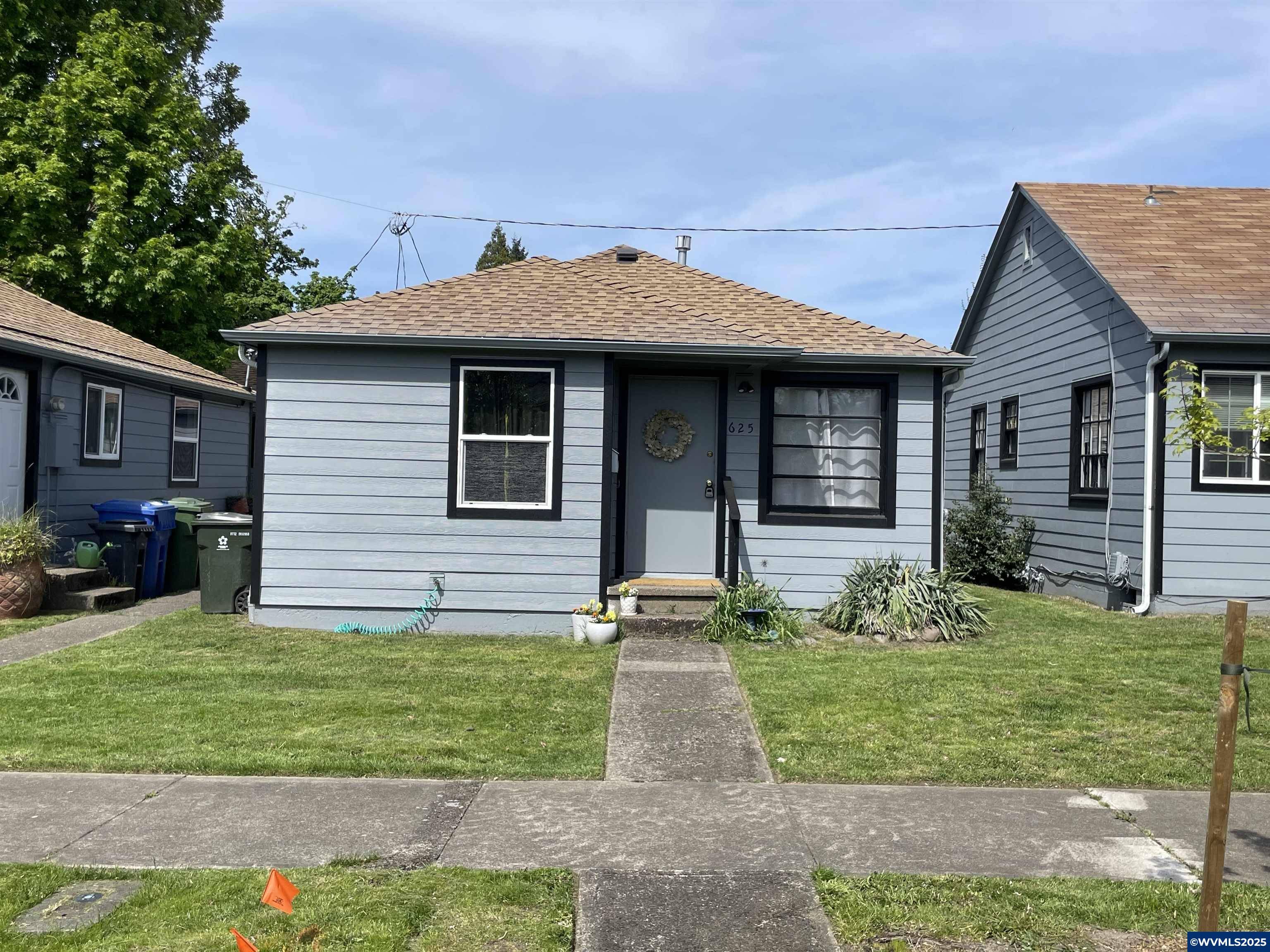 Salem, OR 97301,645 E St NE NE