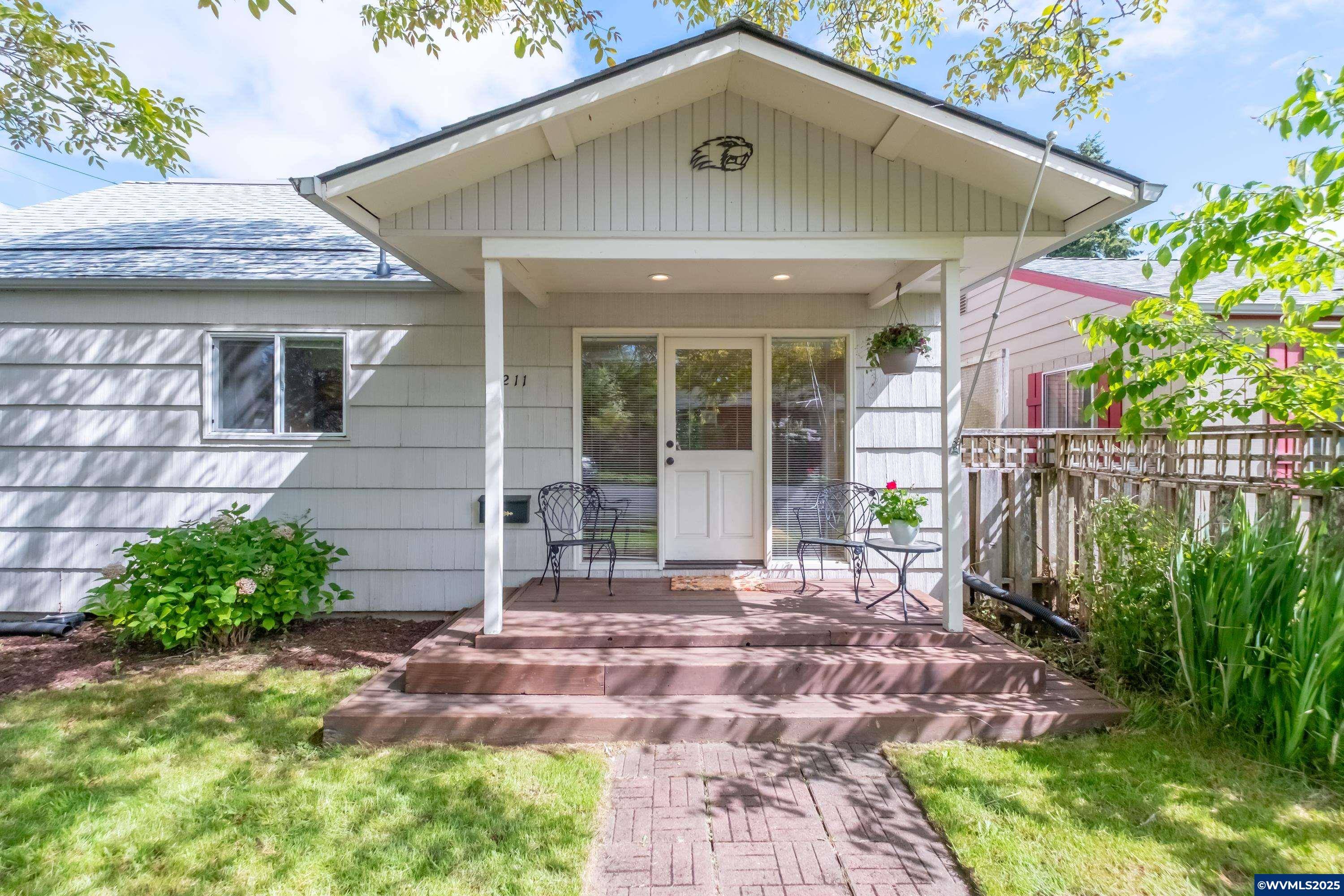 Corvallis, OR 97370,3211 Taylor (&3205) Av