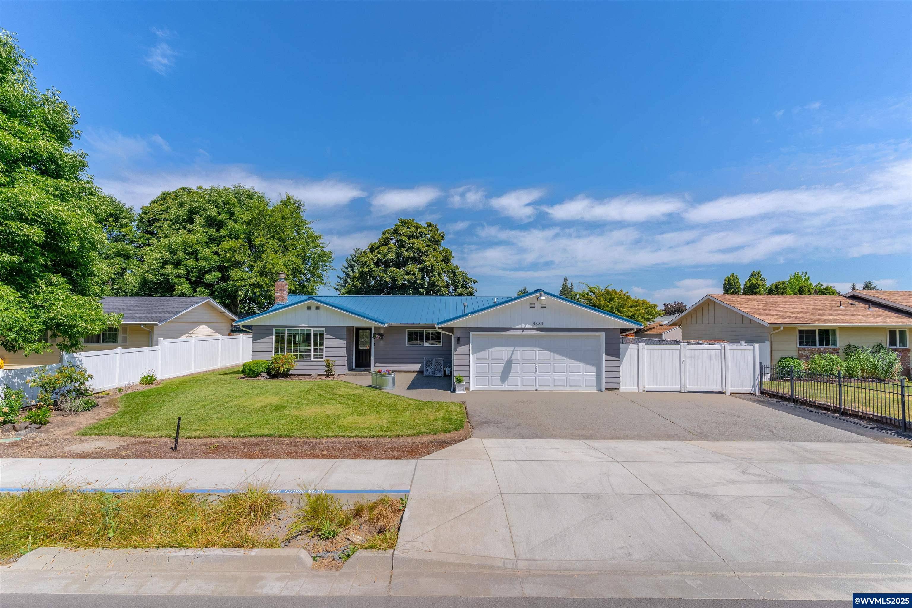 Salem, OR 97305,4333 Hayesville Dr NE NE