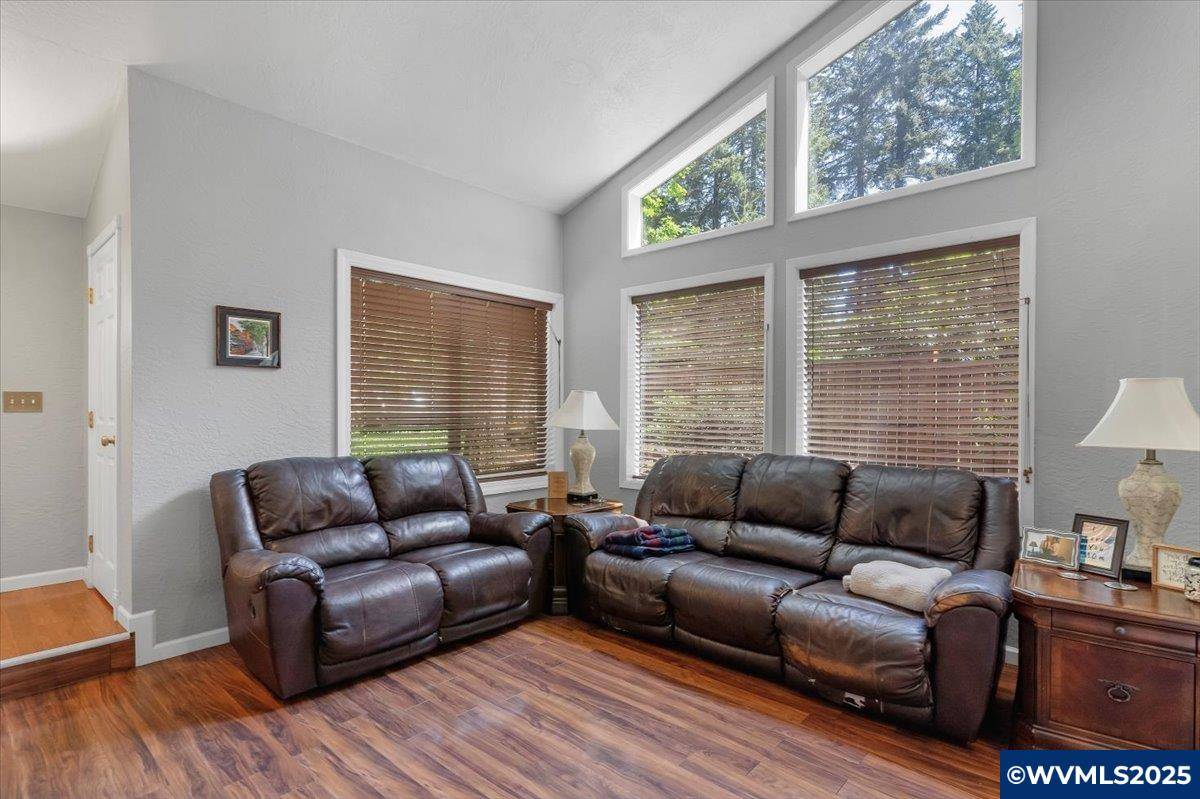 Salem, OR 97306,5190 Woodscape Dr SE SE