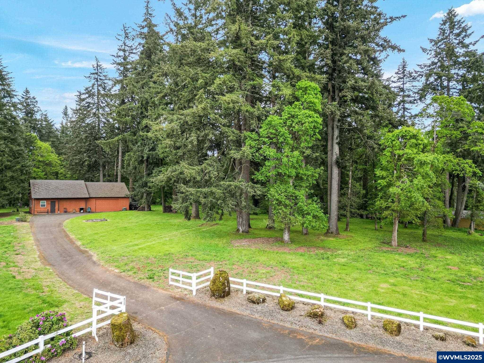 Salem, OR 97317,8732 Wildlife Ln SE SE