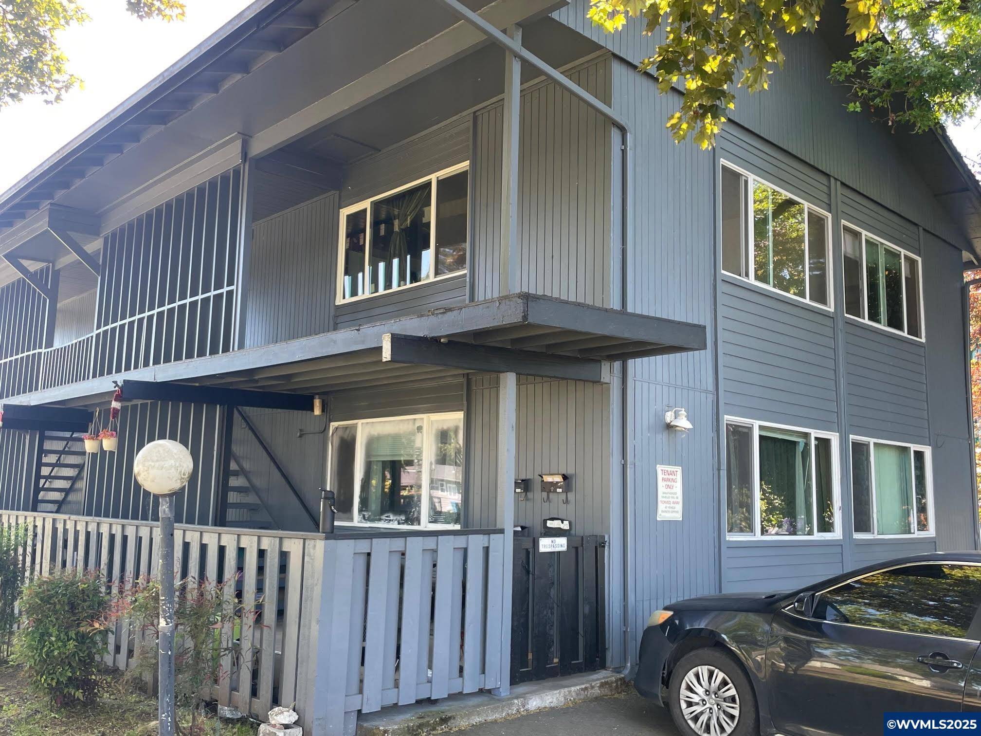 Salem, OR 97302,1487 Waller St SE SE