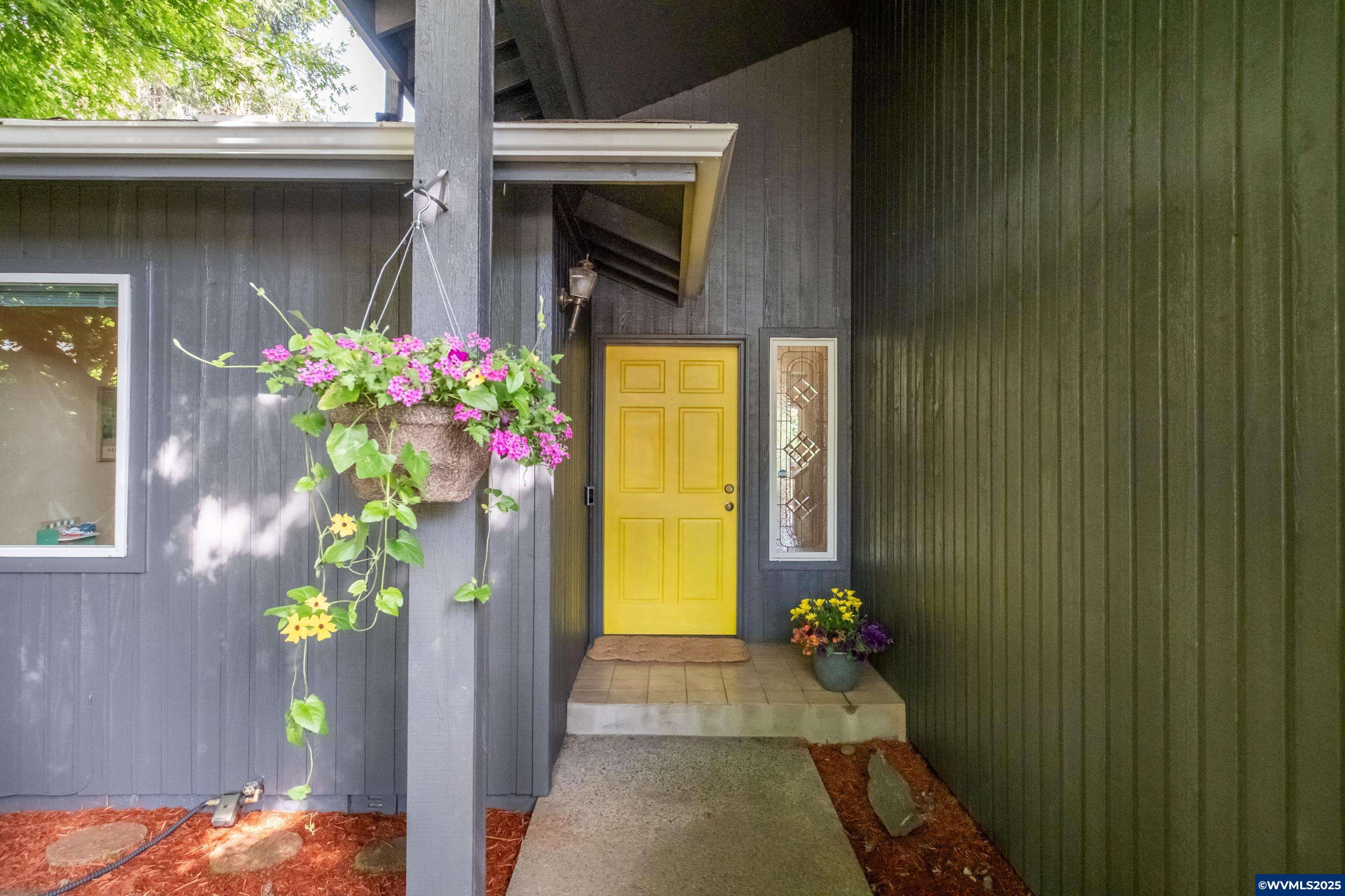 2930 Eric Ct NW NW, Salem, OR 97304
