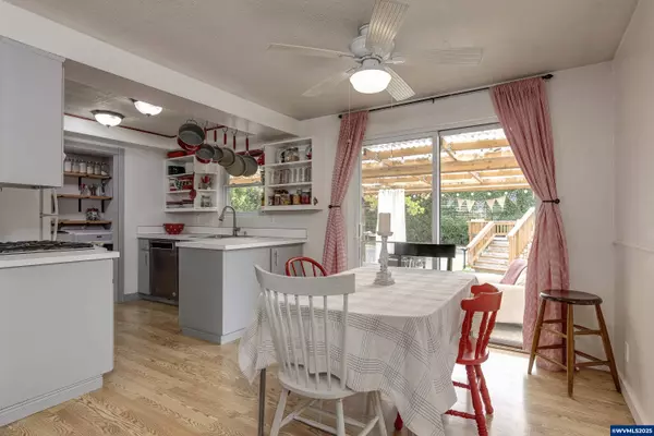 Aloha, OR 97007,18430 Broad Oak Bl