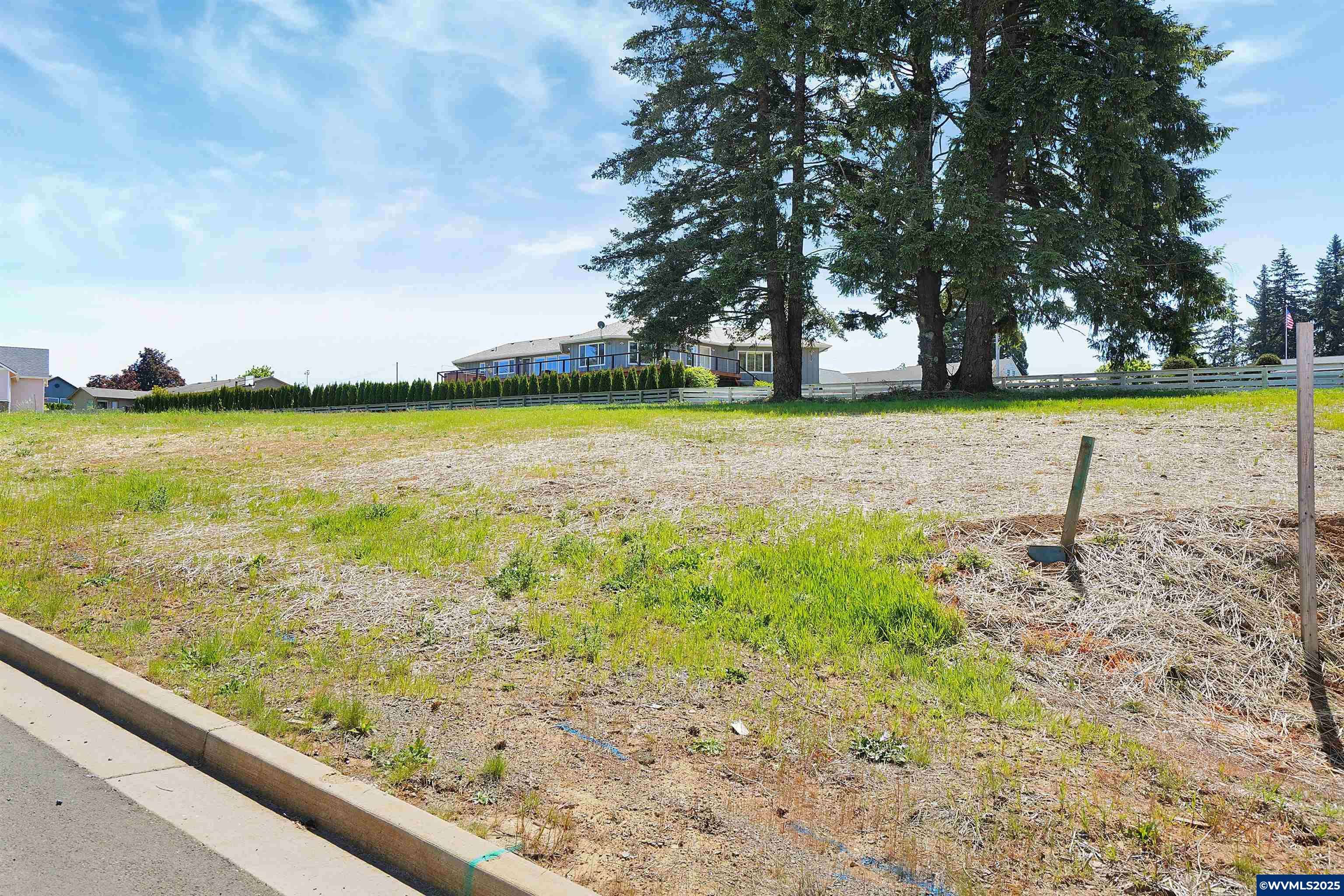 Sublimity, OR 97385,707 George Ct