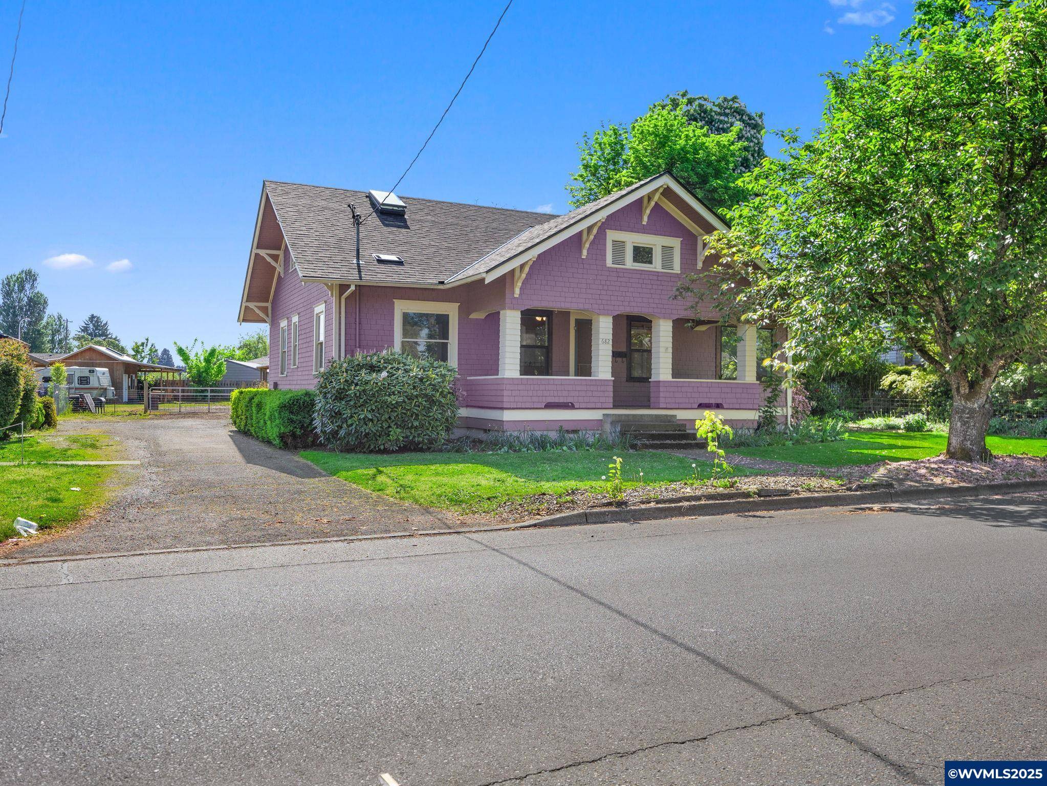 Woodburn, OR 97071,682 Settlemier Av
