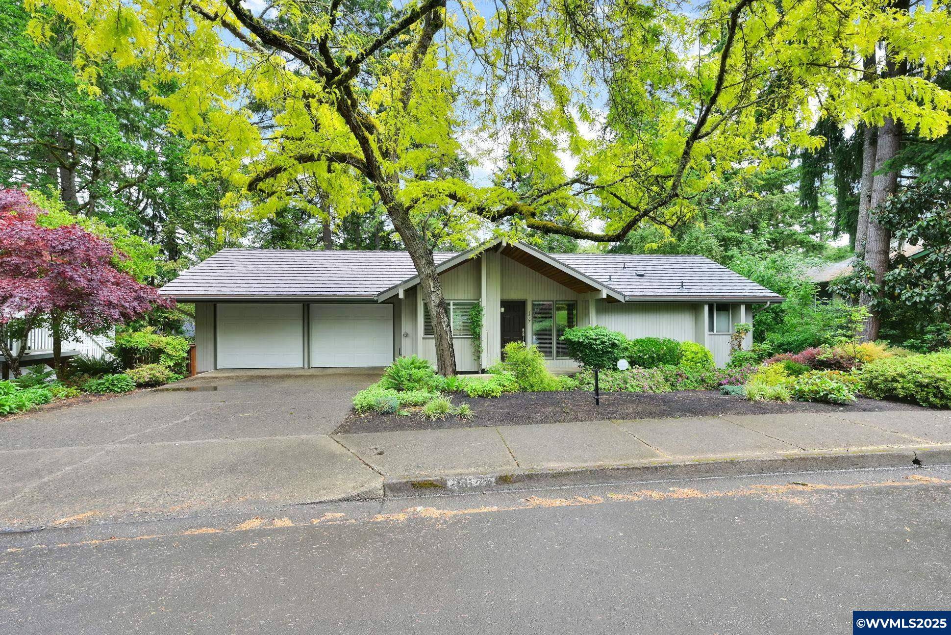 Eugene, OR 97405,3677 Wilshire Ln