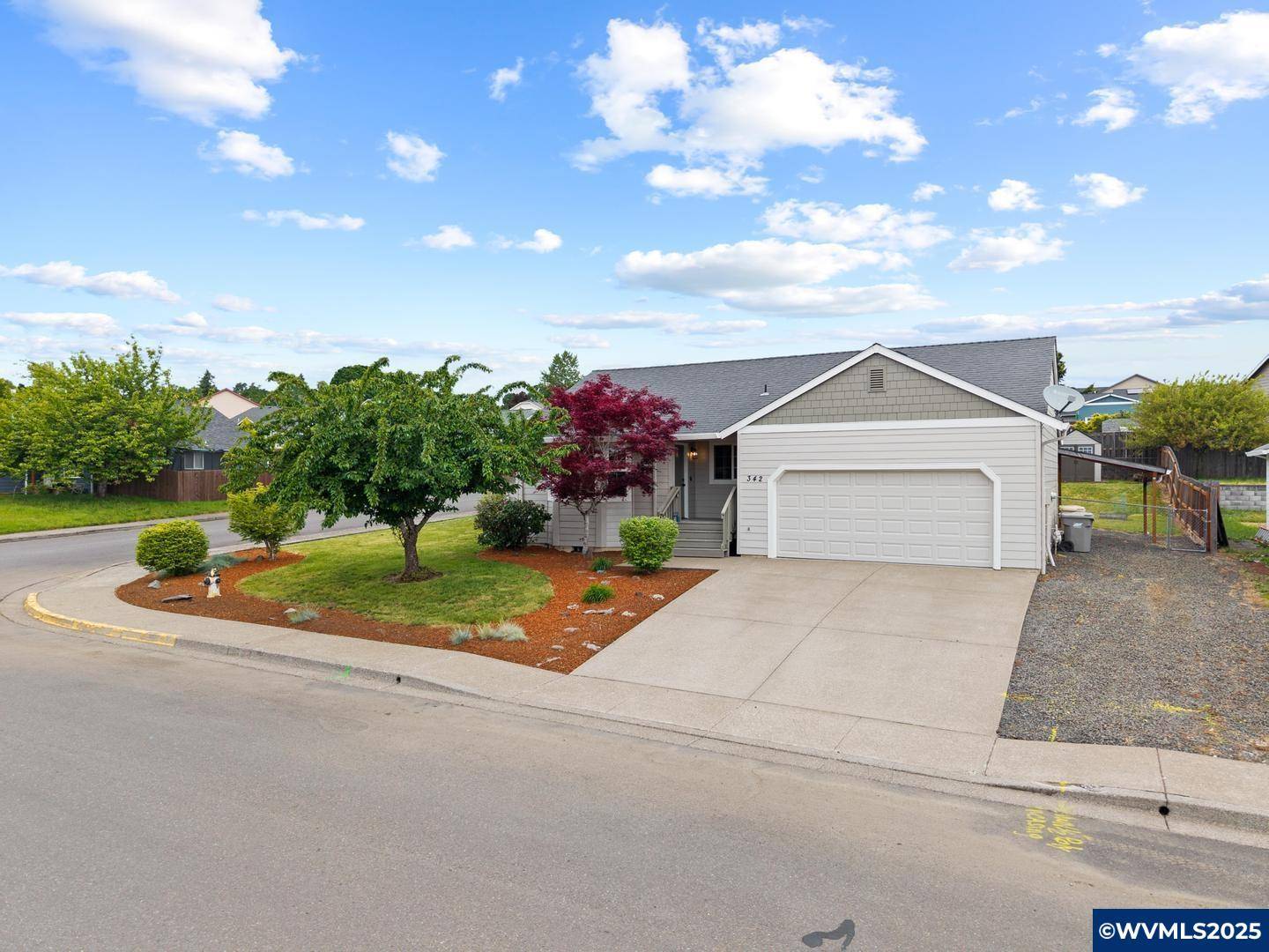 342 Denton Ave Av, Dallas, OR 97338