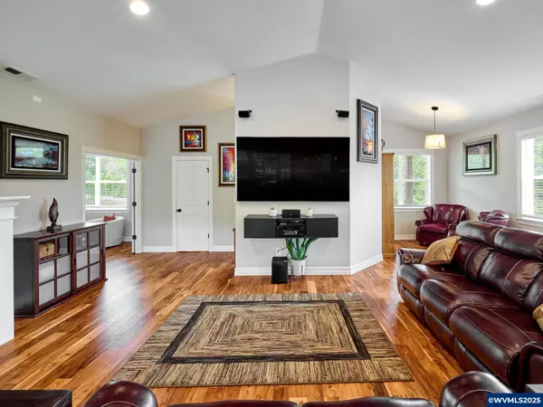 Salem, OR 97306,7074 Liberty Rd S S
