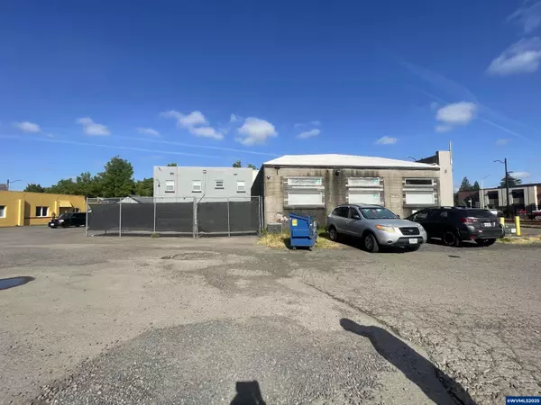 Salem, OR 97301,2390 Fairgrounds Rd NE NE