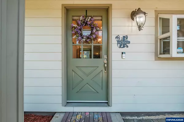 Salem, OR 97305,4512 Herrin Rd NE NE
