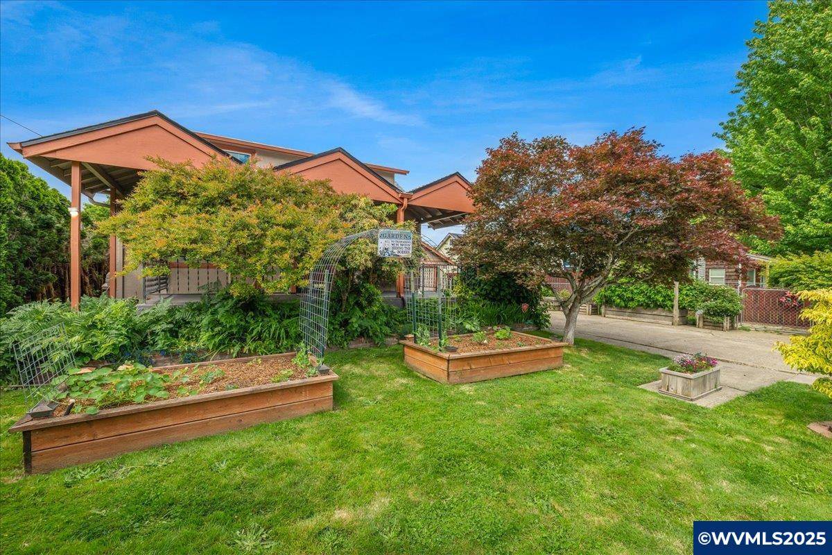 Salem, OR 97301,635 Hickory St NE NE