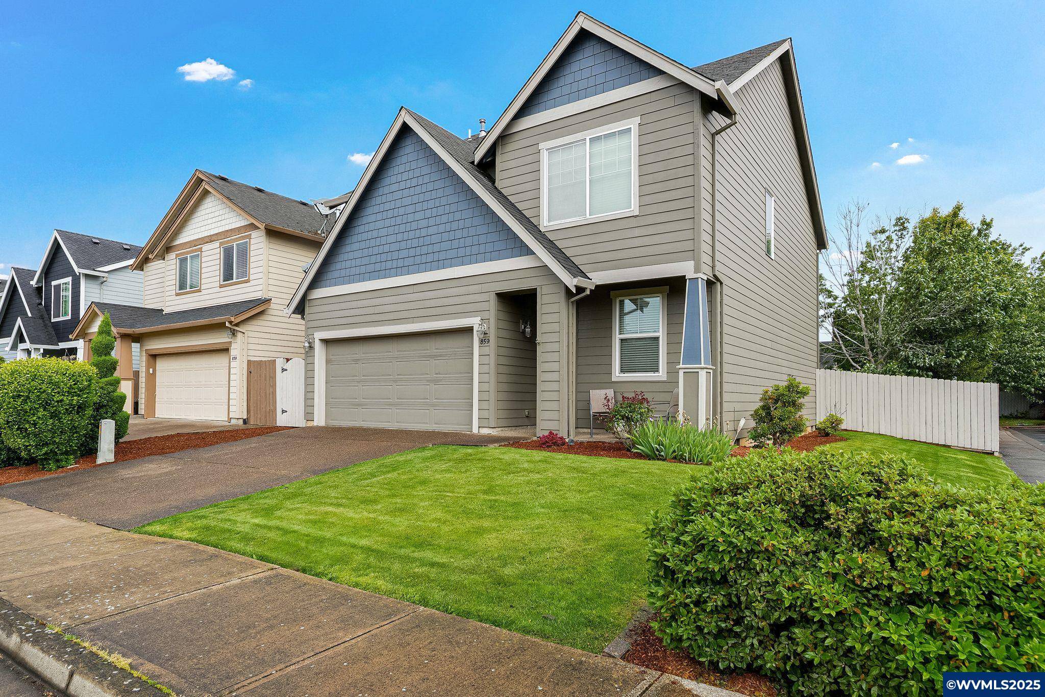 859 Harbour Ln NE NE, Salem, OR 97303