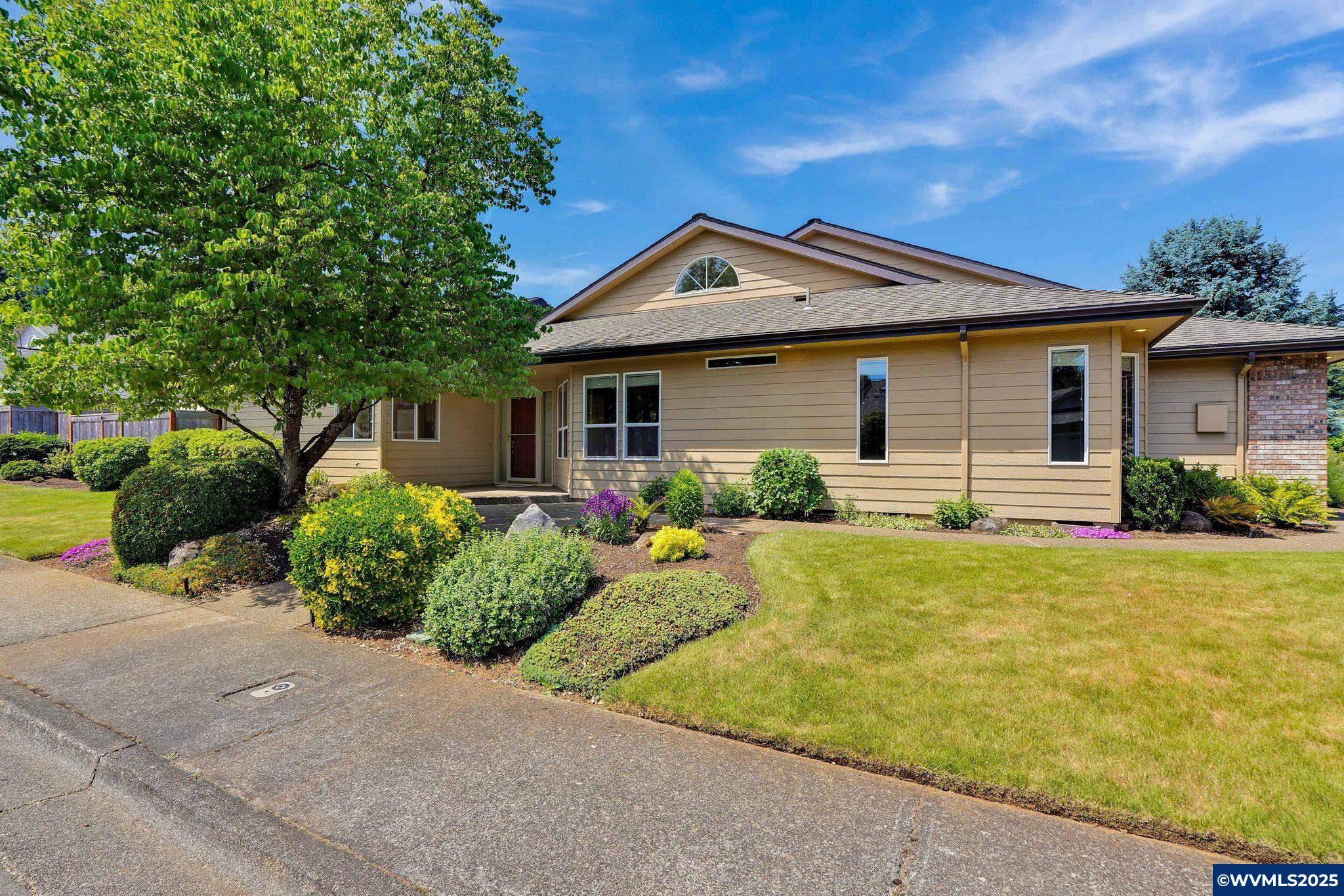 Salem, OR 97306,1110 Pawnee Cir SE SE
