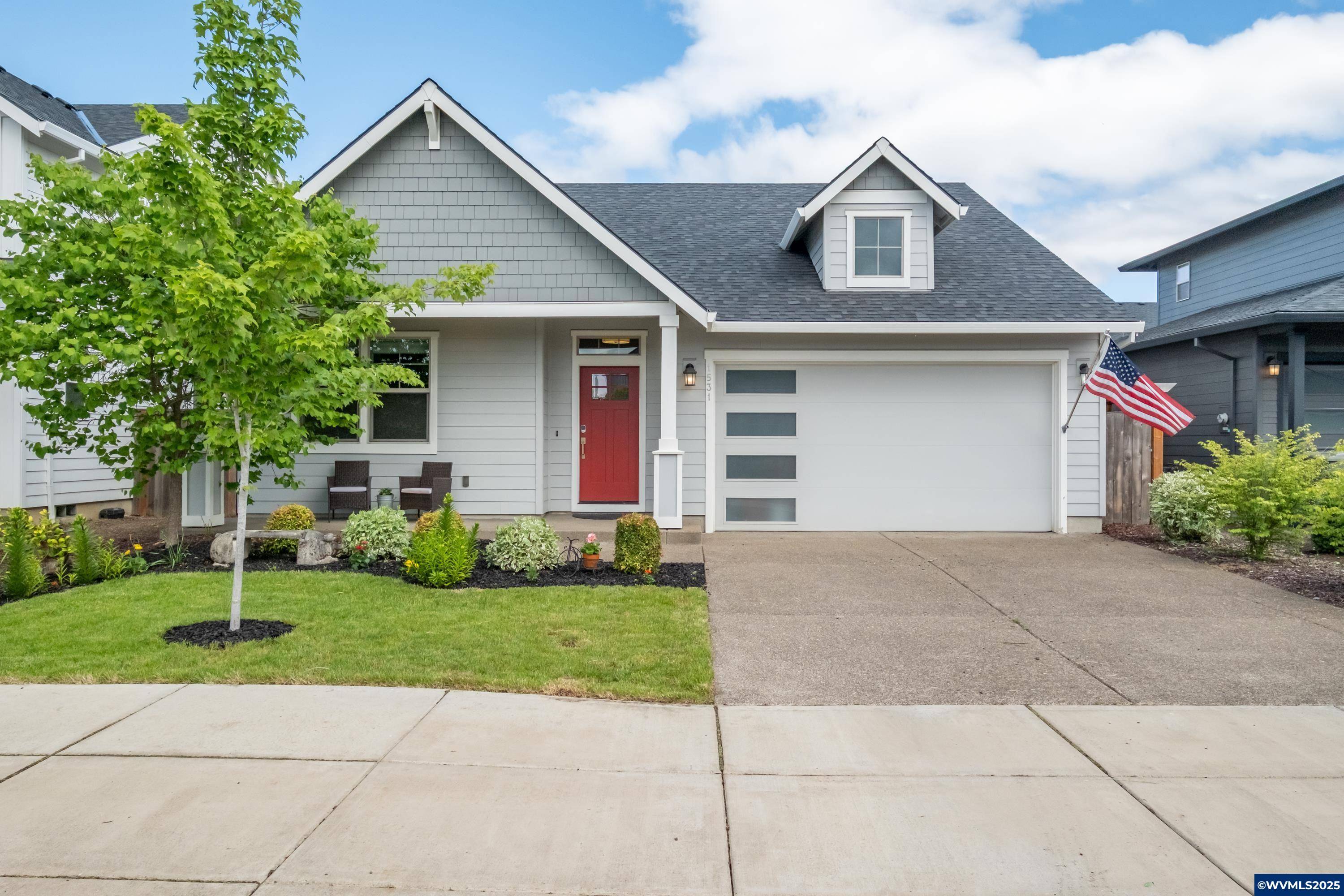 1531 Barberry Av, Dallas, OR 97338