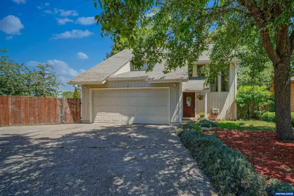 Salem, OR 97301,692 Fanny Ct NE NE
