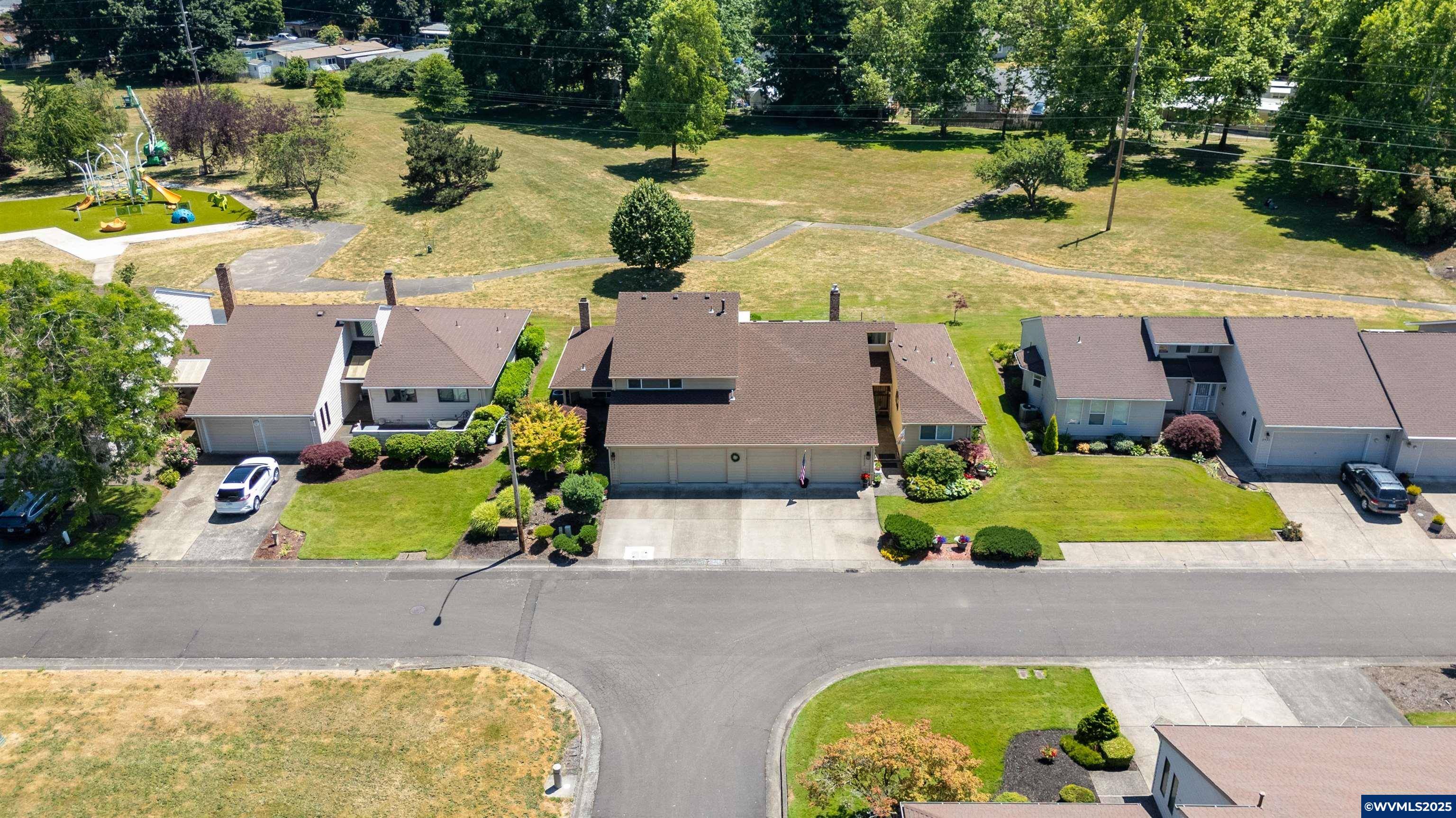 Albany, OR 97322-6990,2935 Cedarwood Ct SE SE