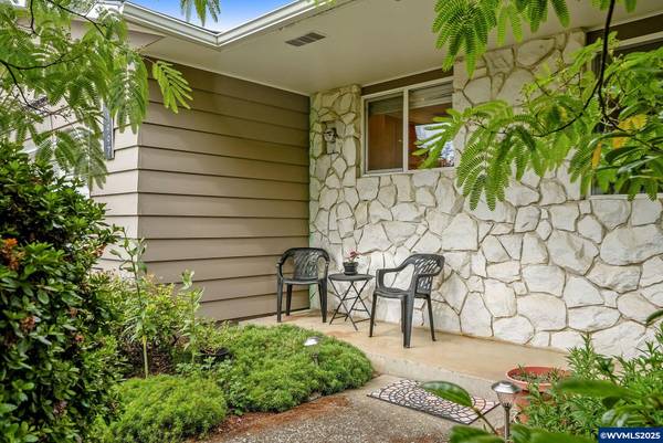 Salem, OR 97304,1997 Crozer St NW NW