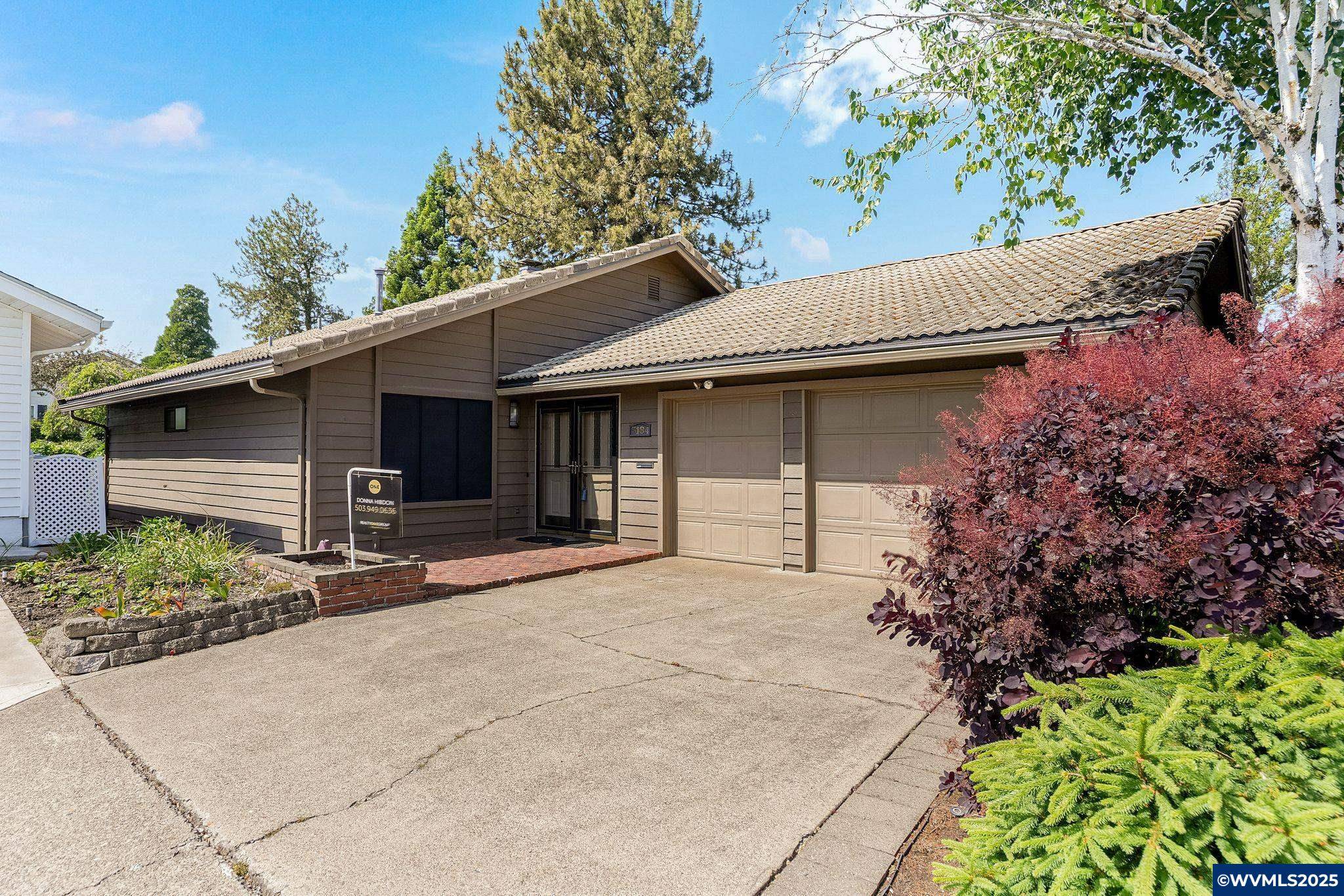 3184 Oakcrest Dr, Salem, OR 97304