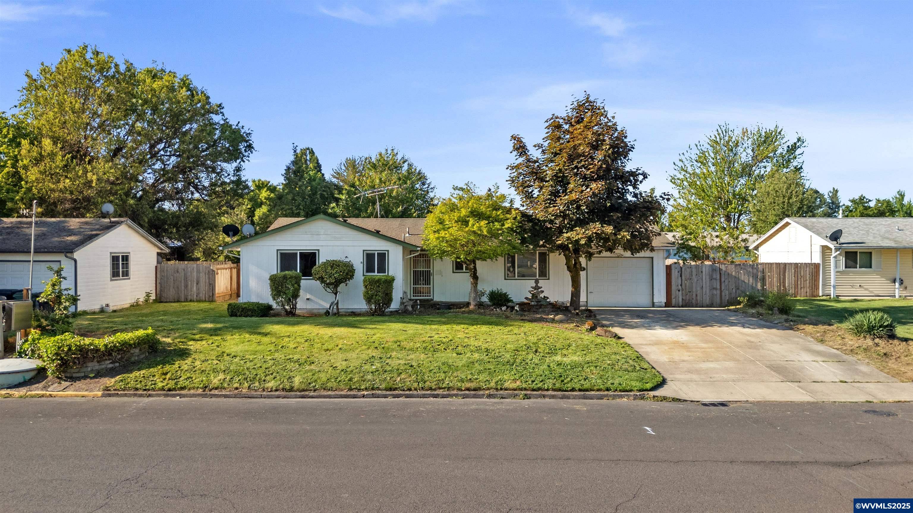 Independence, OR 97351,435 Maple Dr Dr
