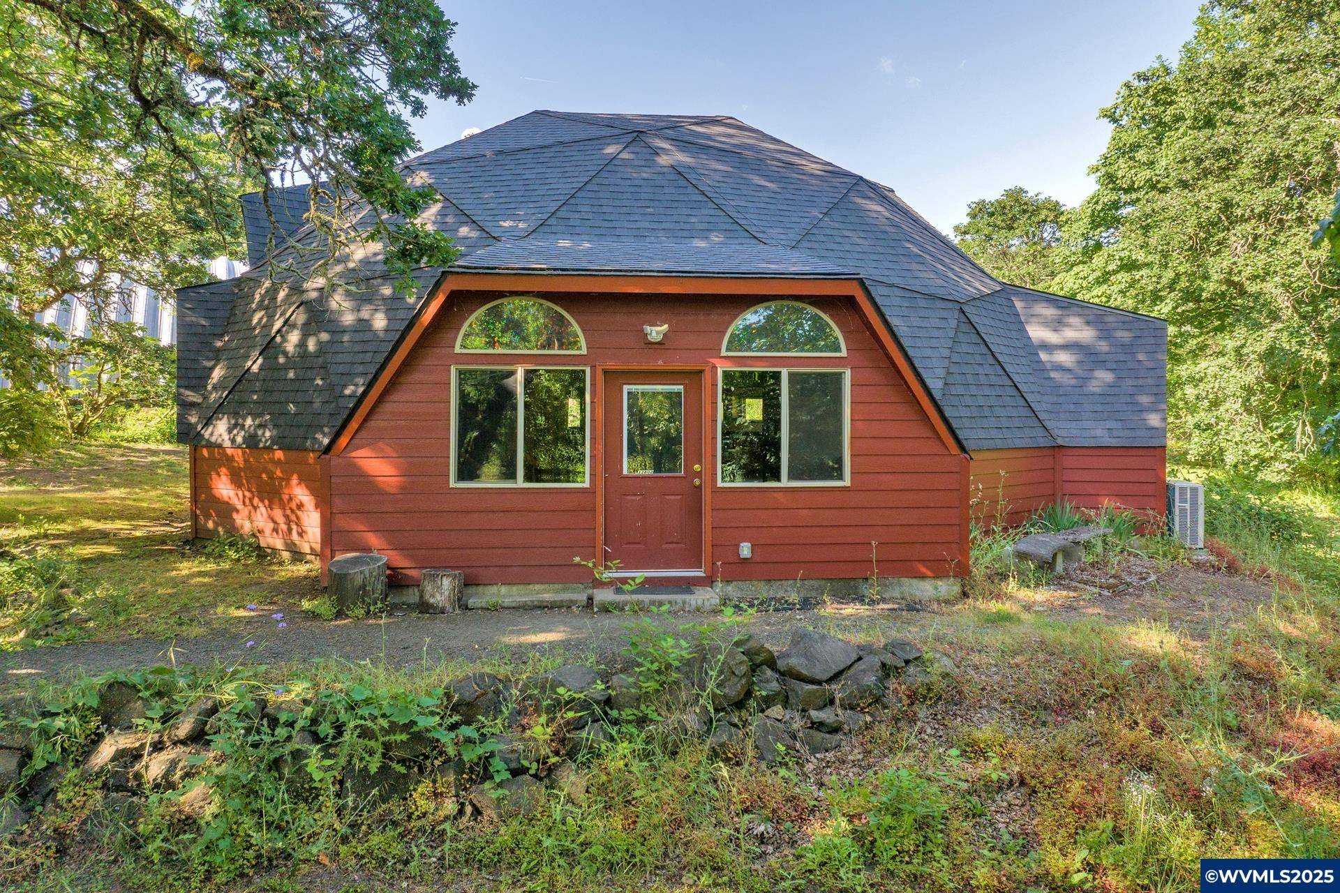 33802 Sunset View Ln, Shedd, OR 97377