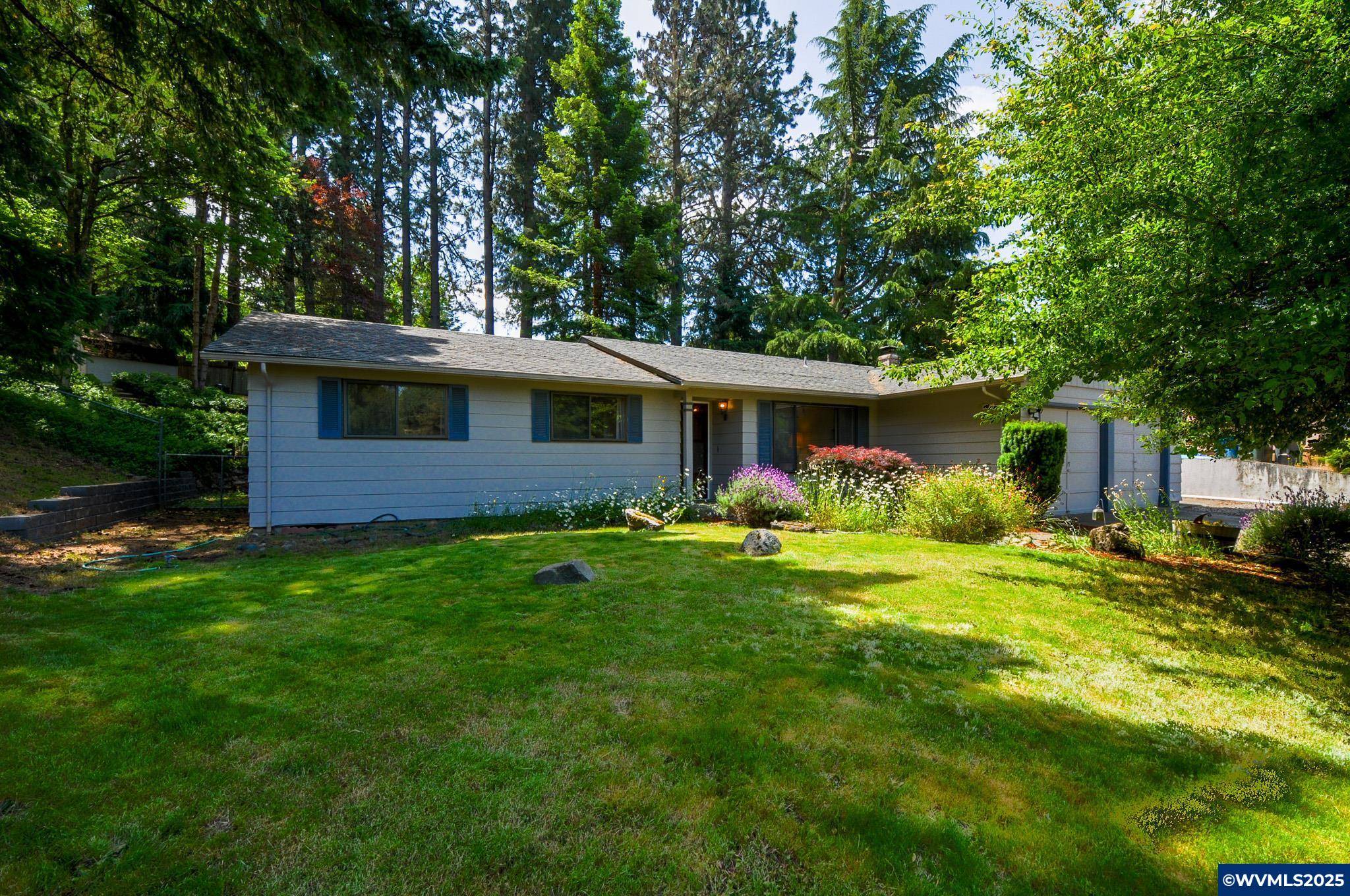 1060 Windemere Dr NW NW, Salem, OR 97304