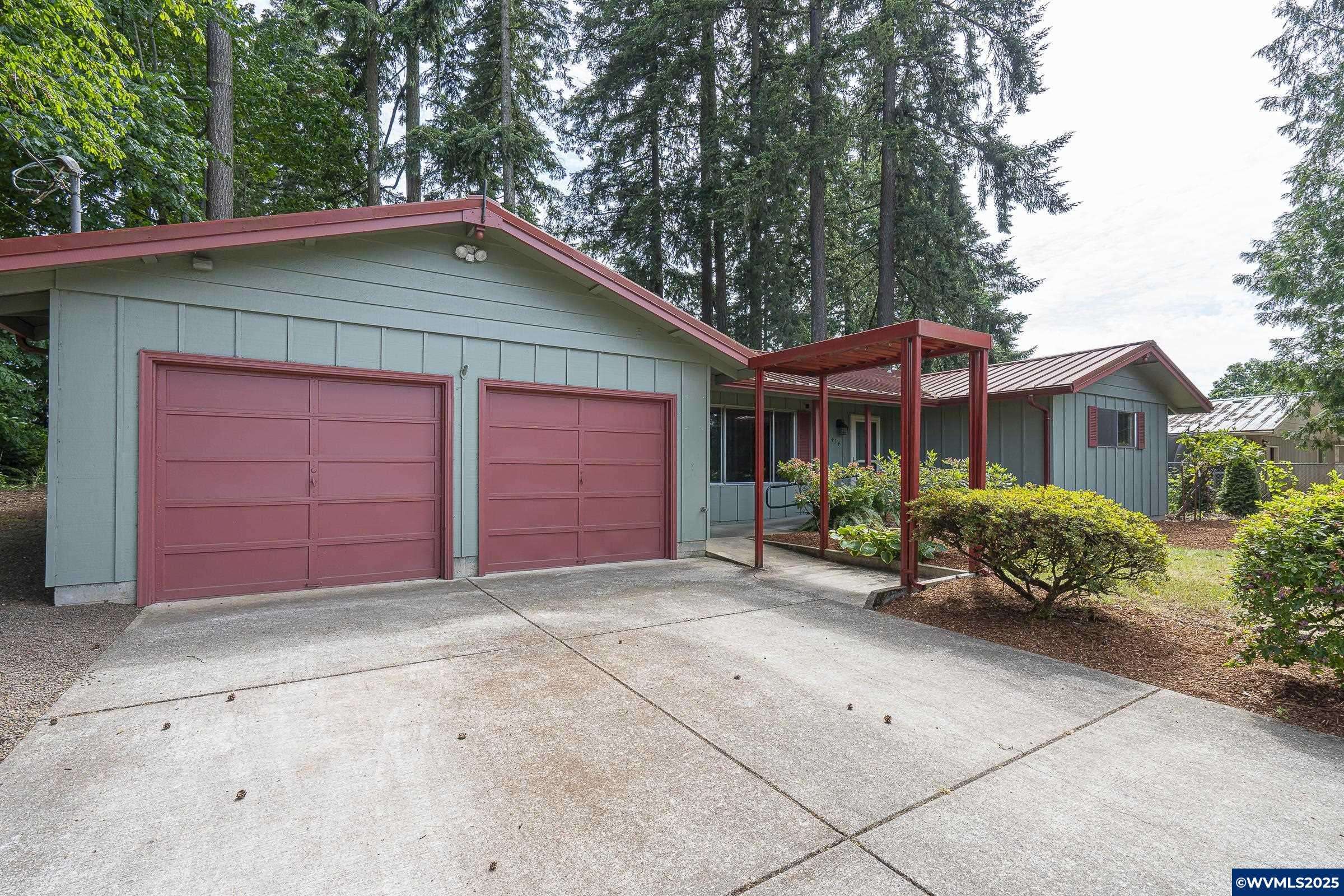 Stayton, OR 97383,434 Shaff Rd