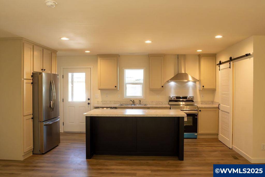 Sweet Home, OR 97386,1060 54th Av