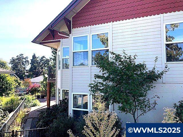 Silverton, OR 97381,80 Sweden Cir