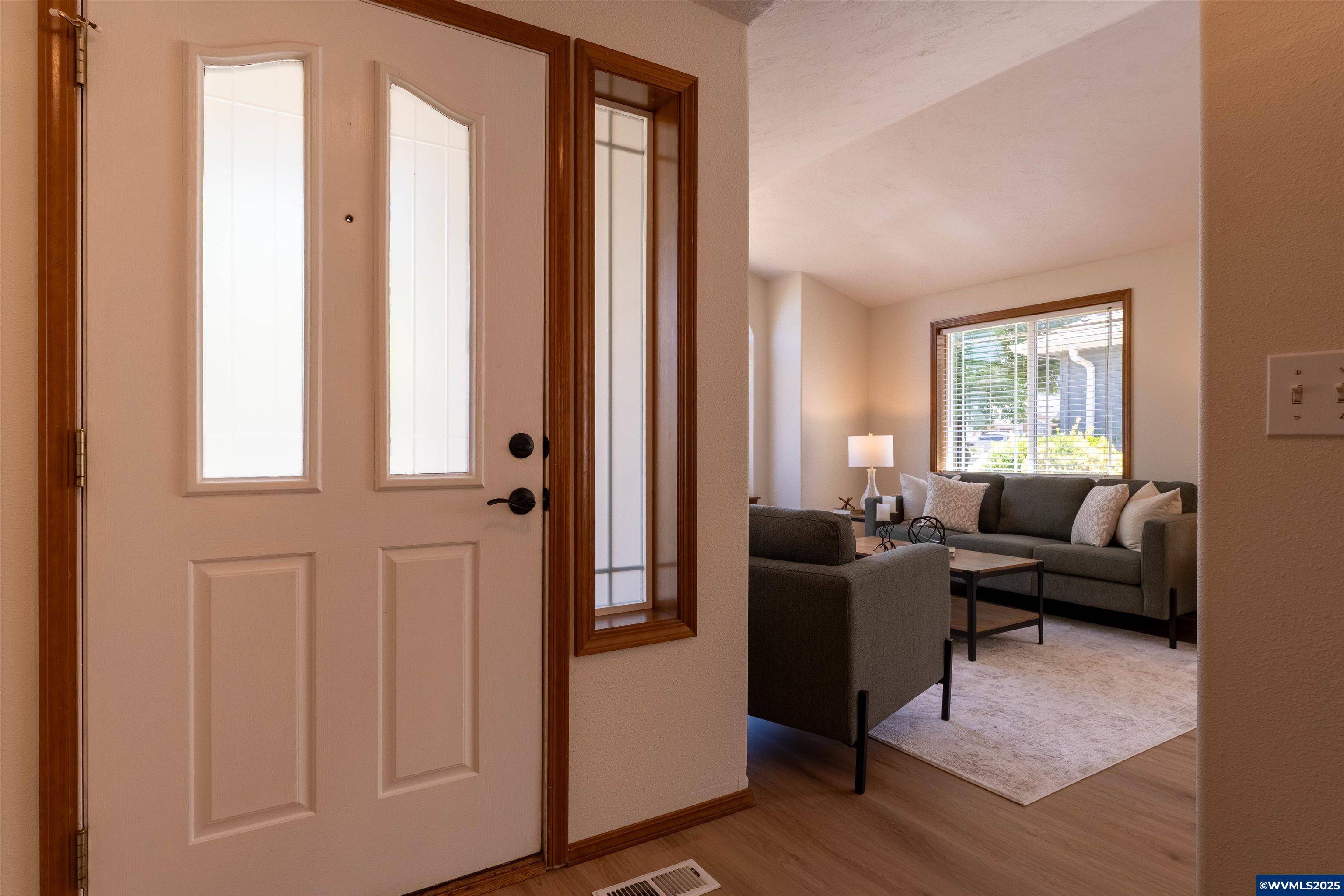 Albany, OR 97321,1890 Grandview Dr NW NW