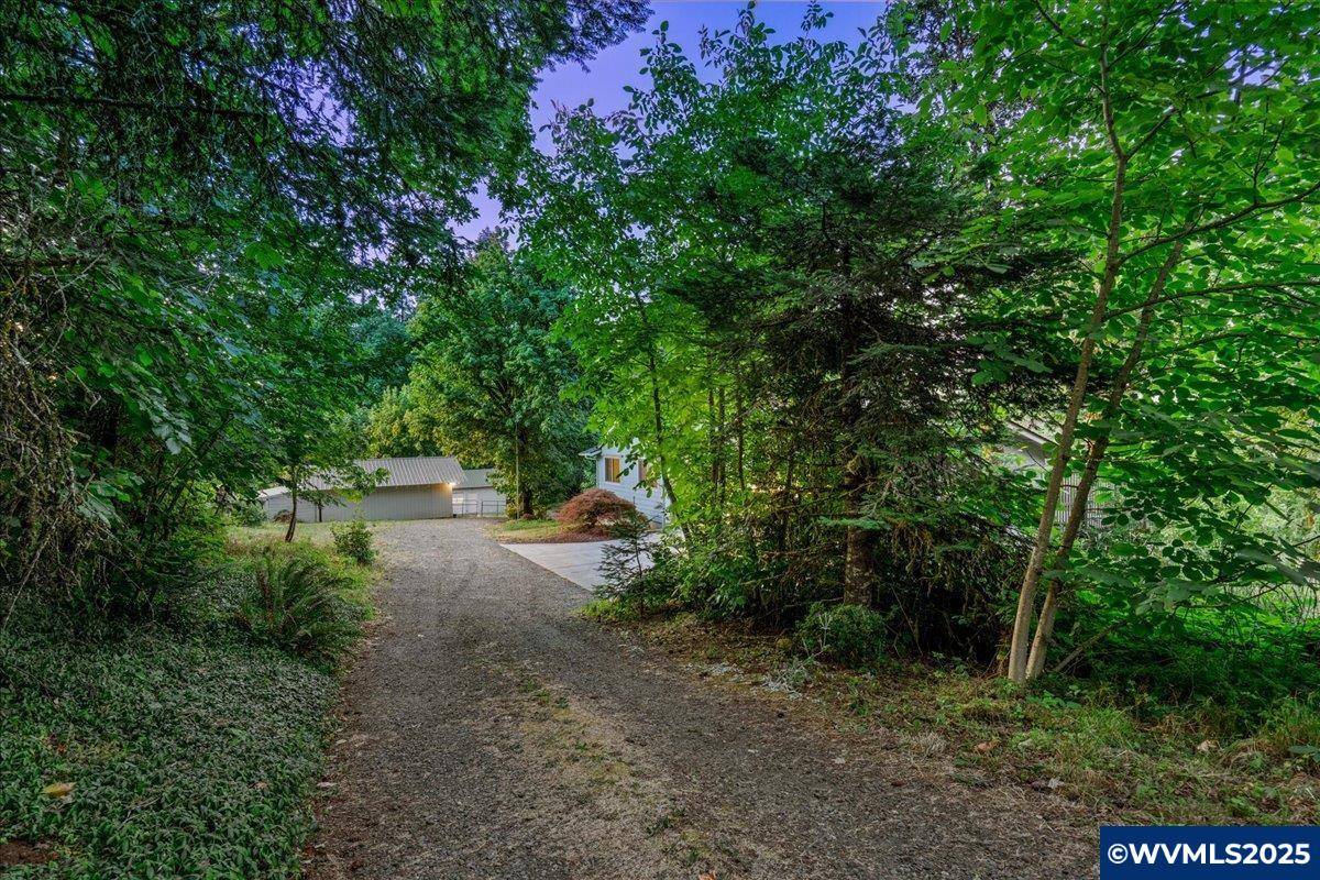 Turner, OR 97392,5825 Val View Dr
