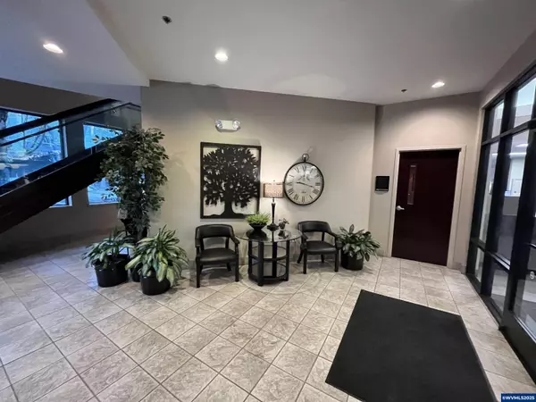 Salem, OR 97301,245 Commercial Ste 200 St SE SE