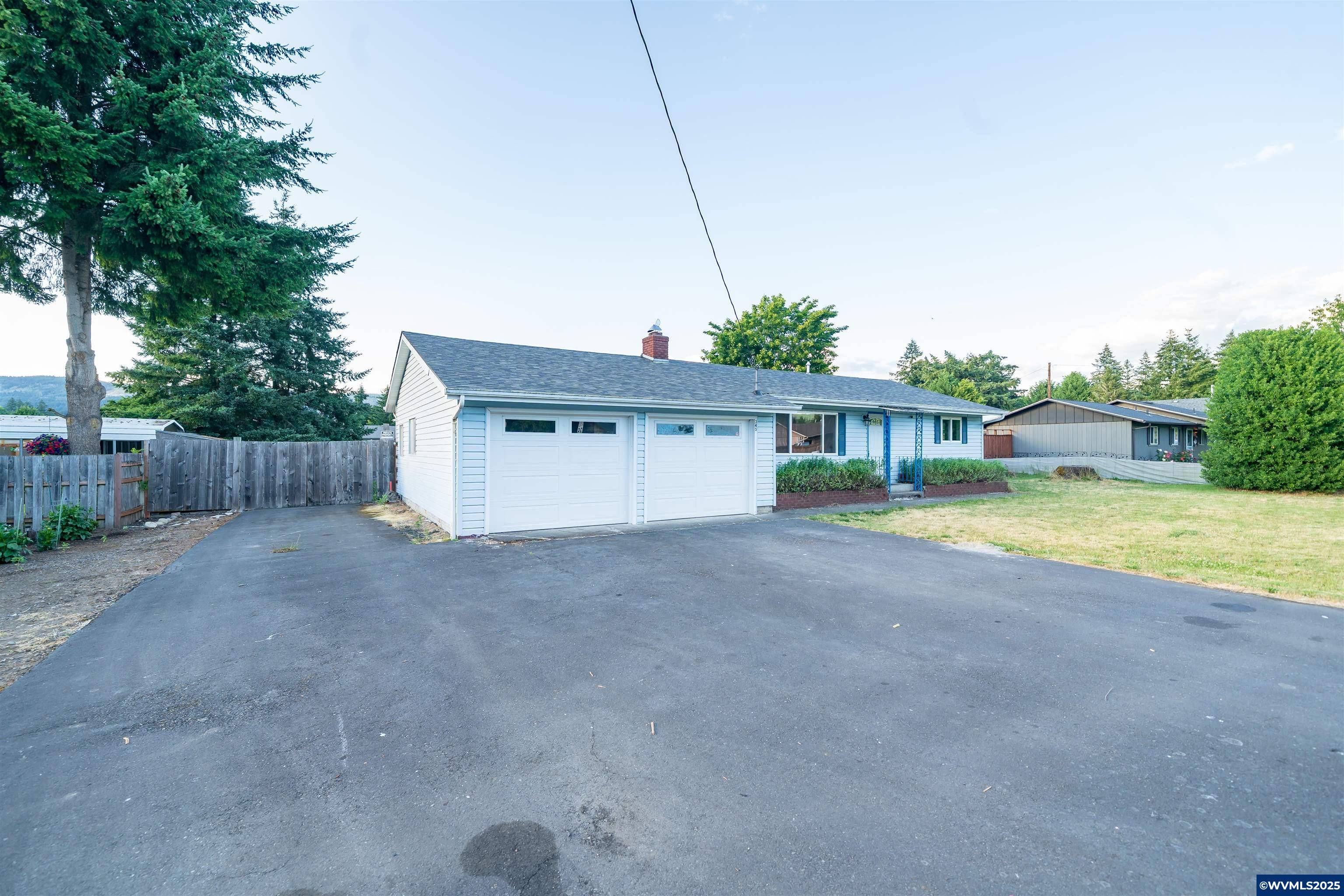 Lyons, OR 97358,345 Cedar St