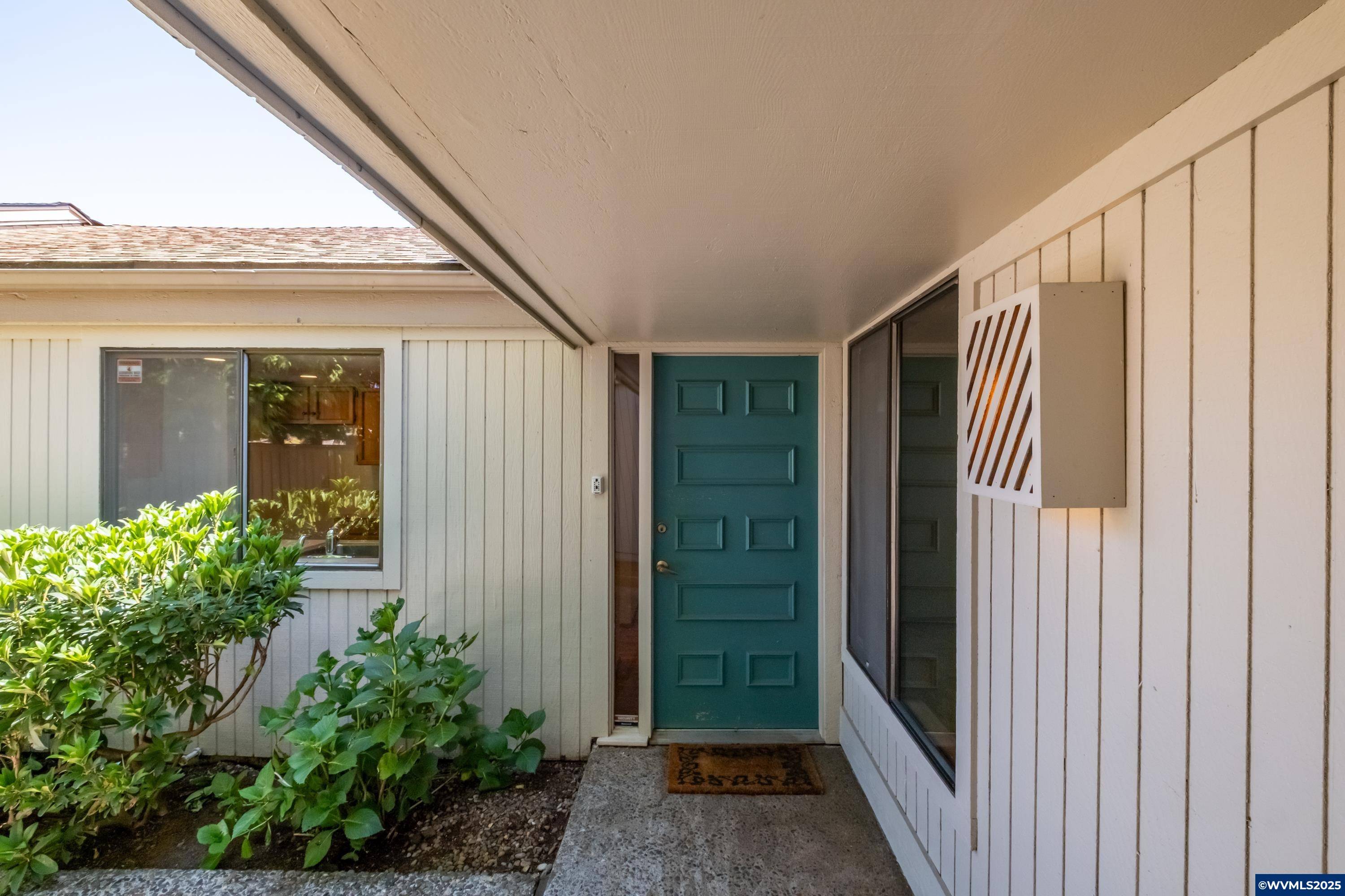 Salem, OR 97306,6690 Continental Cir SE SE