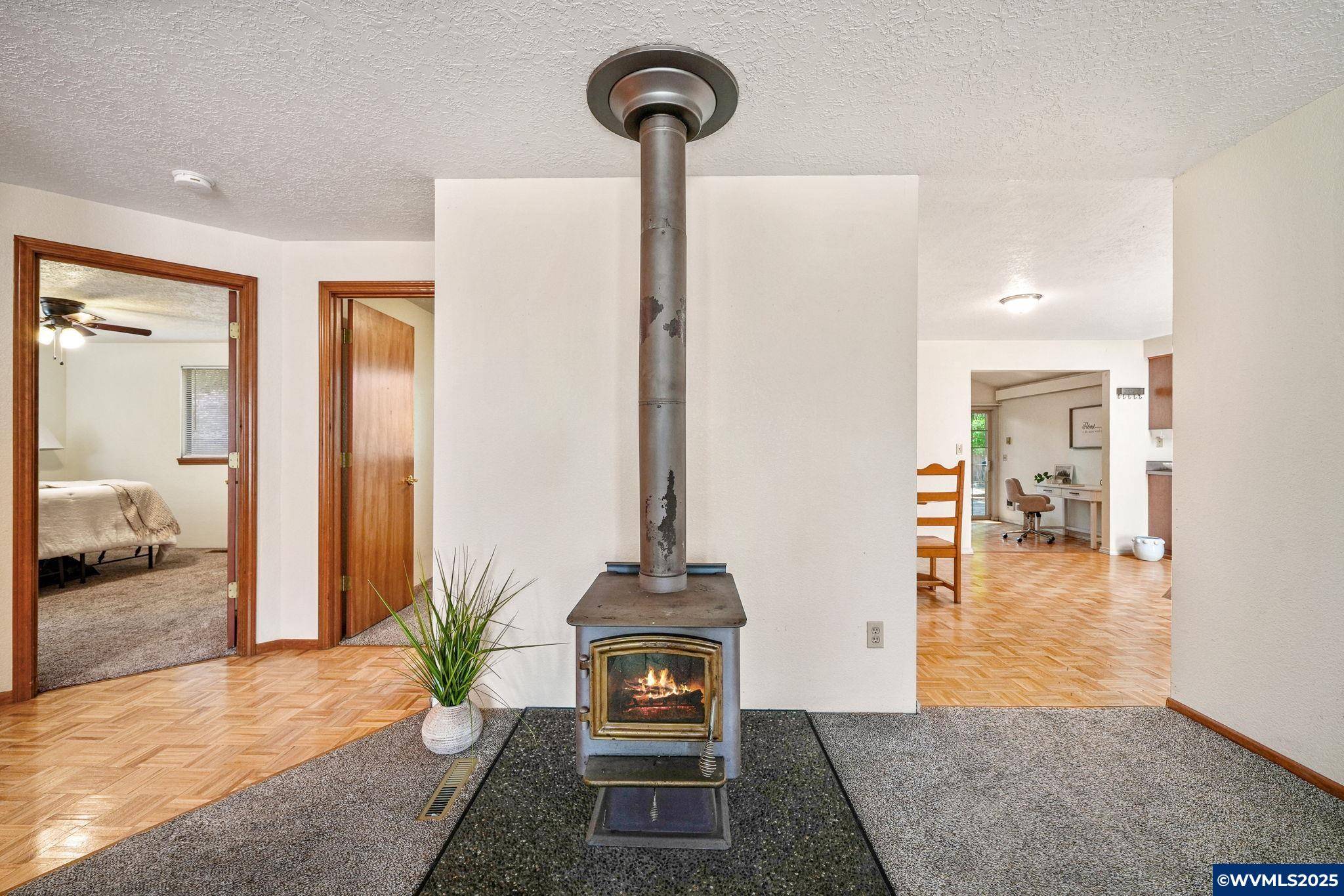 Salem, OR 97306,1940 Fabry Rd SE SE