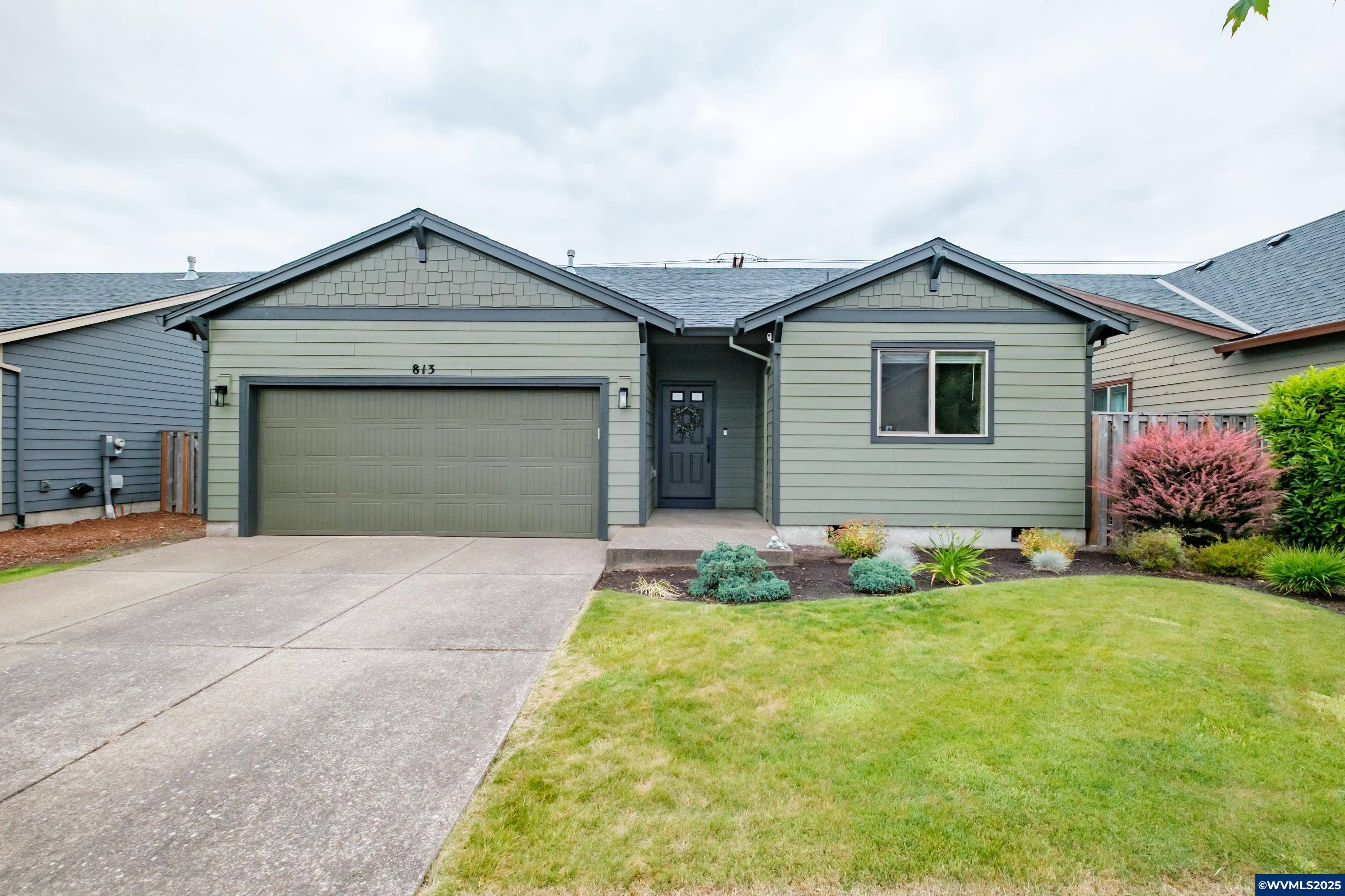 813 Pintail St, Silverton, OR 97381