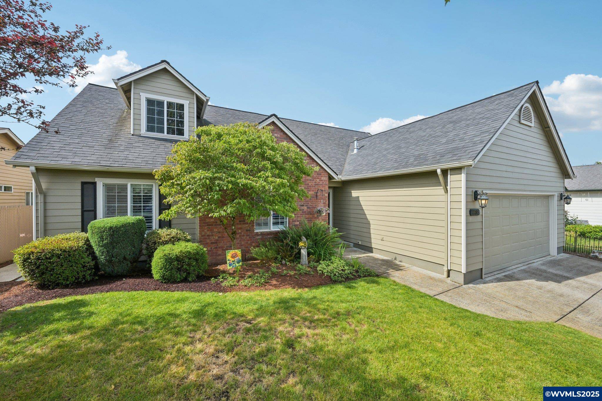 Salem, OR 97305,4488 countryside Ct NE NE